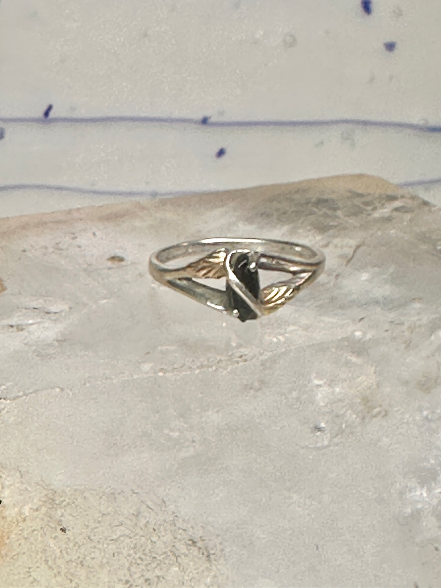 Black Hills Gold ring leaves onyx band size 10 sterling silver women girls