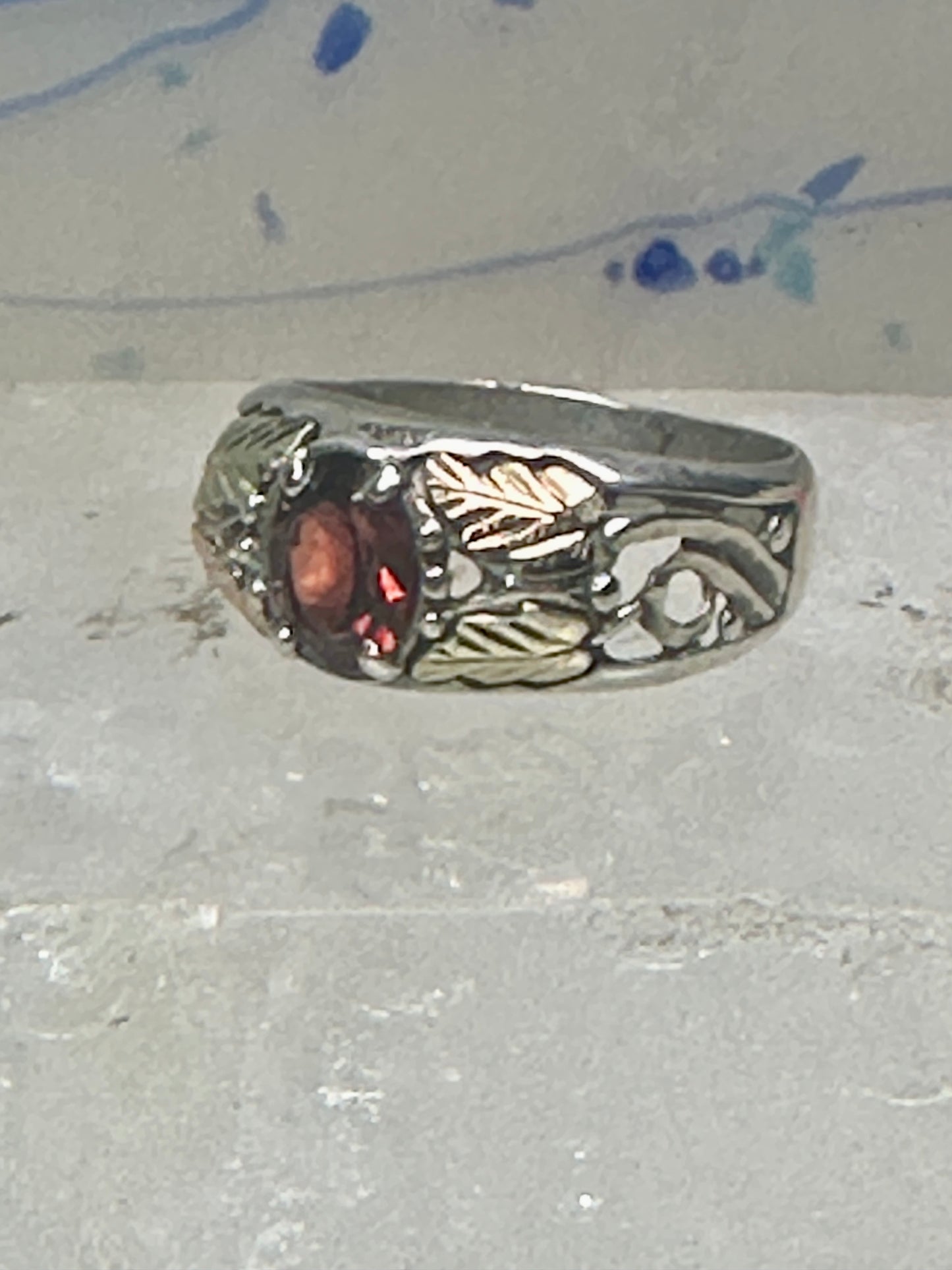 Black Hills ring garnet leaves wedding band size 7.7 sterling silver women men