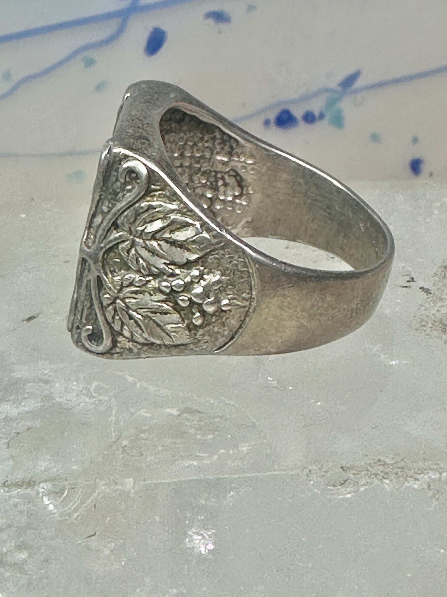 Black Hills ring Eagle onyx leaves band size 10.50 sterling silver women men