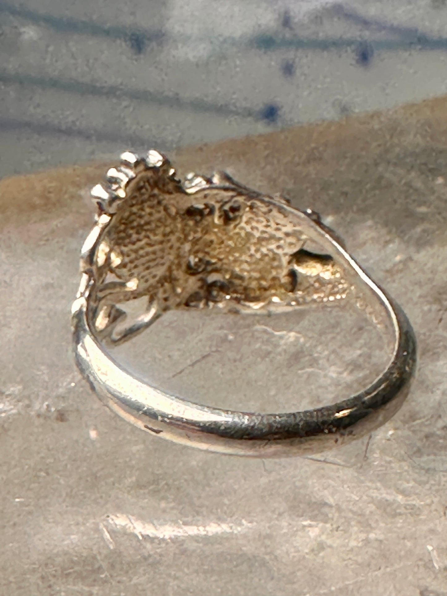 Black Hills Gold ring size 5 leaves band sterling silver women