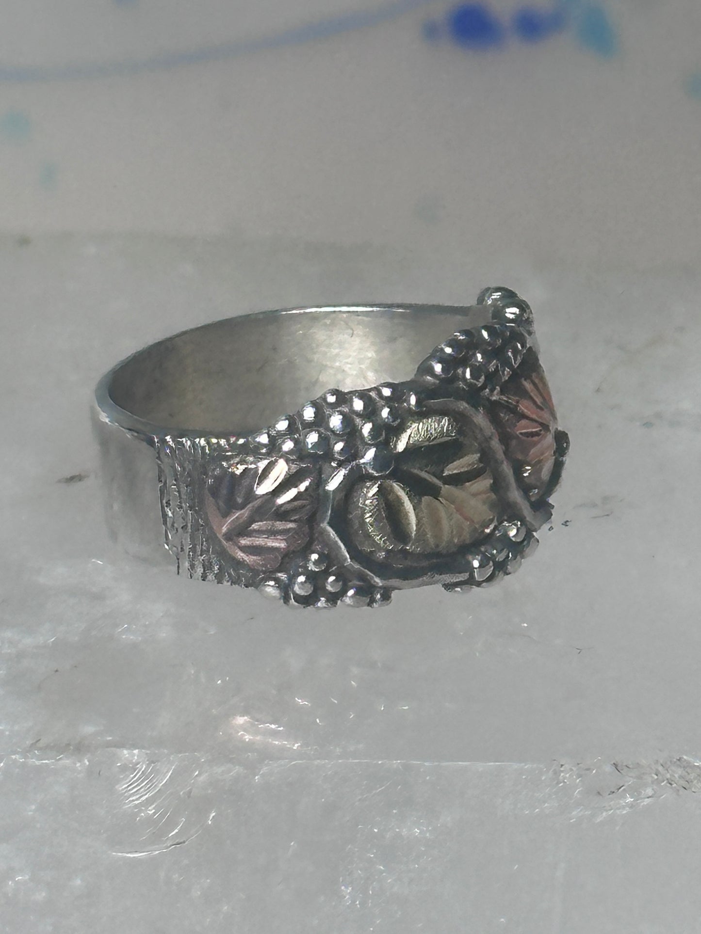 Black Hills ring leaves band pinky wedding size 5.75 sterling silver women