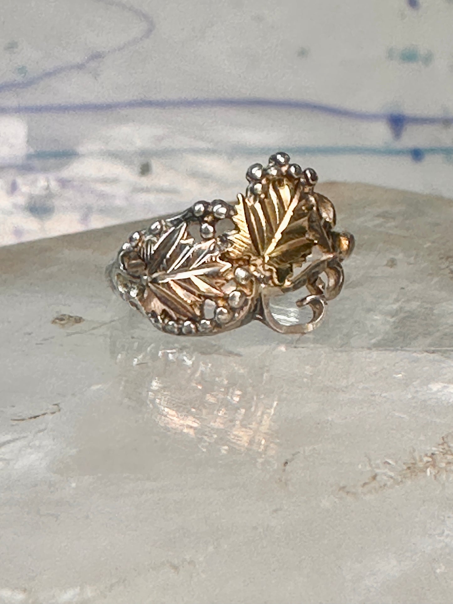 Black Hills Gold ring size 5 leaves band sterling silver women