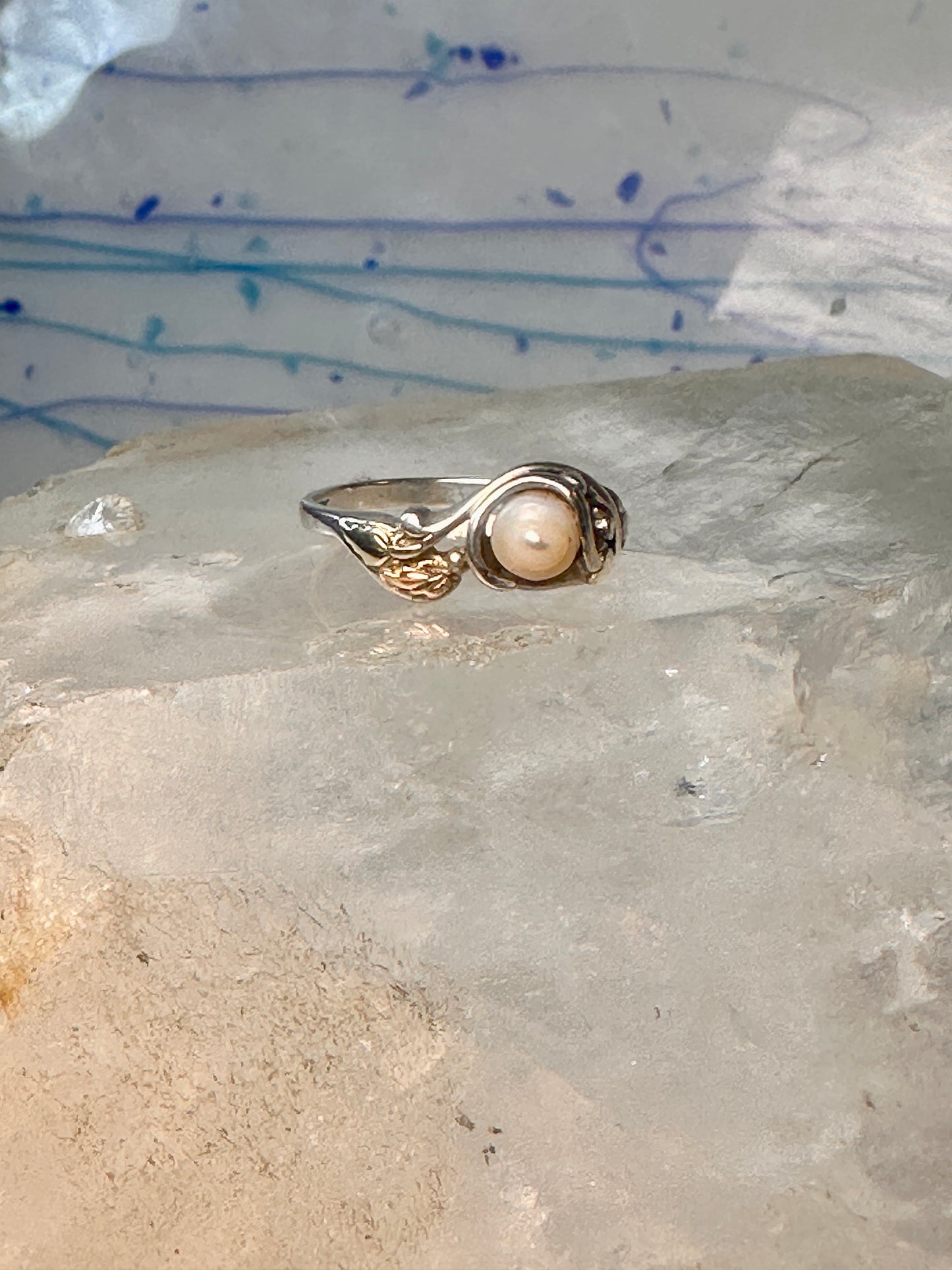 Black Hills Gold ring size 8 Pearl leaves band sterling silver women