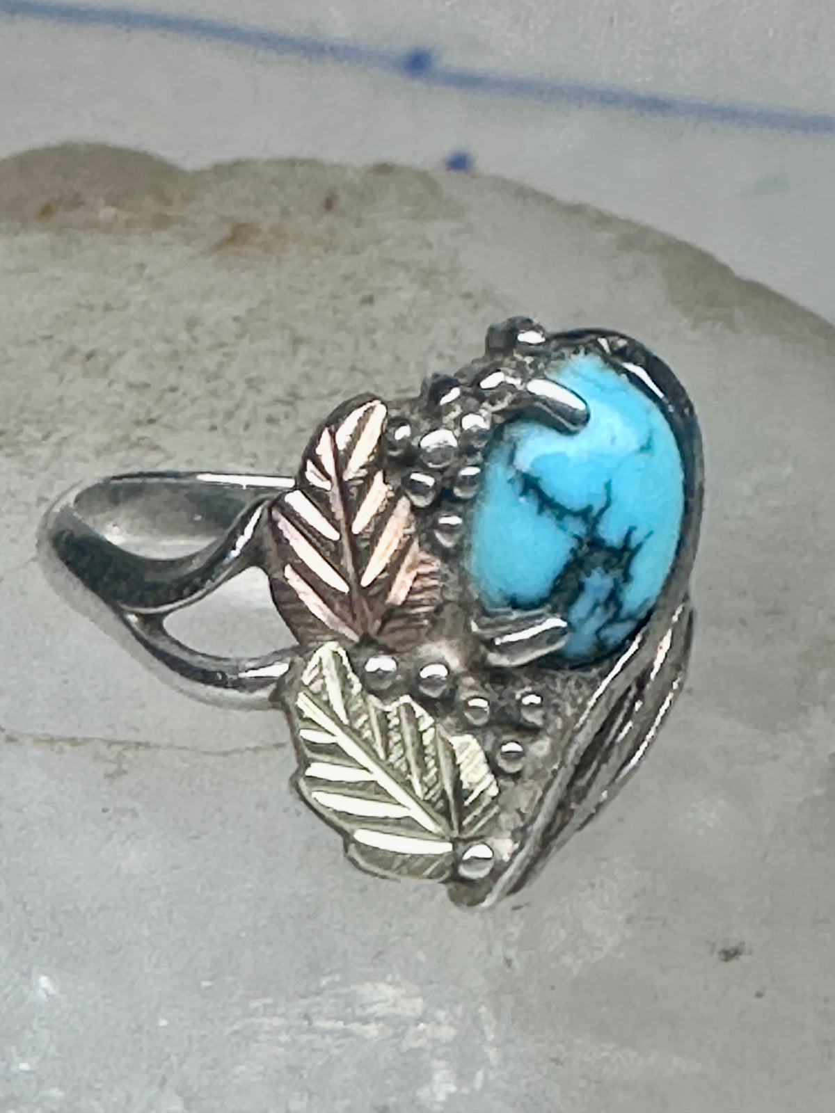 Vintage Sterling Silver Sleeping Beauty Turquoise Black Hills Gold Leaf Ring Size 5 925