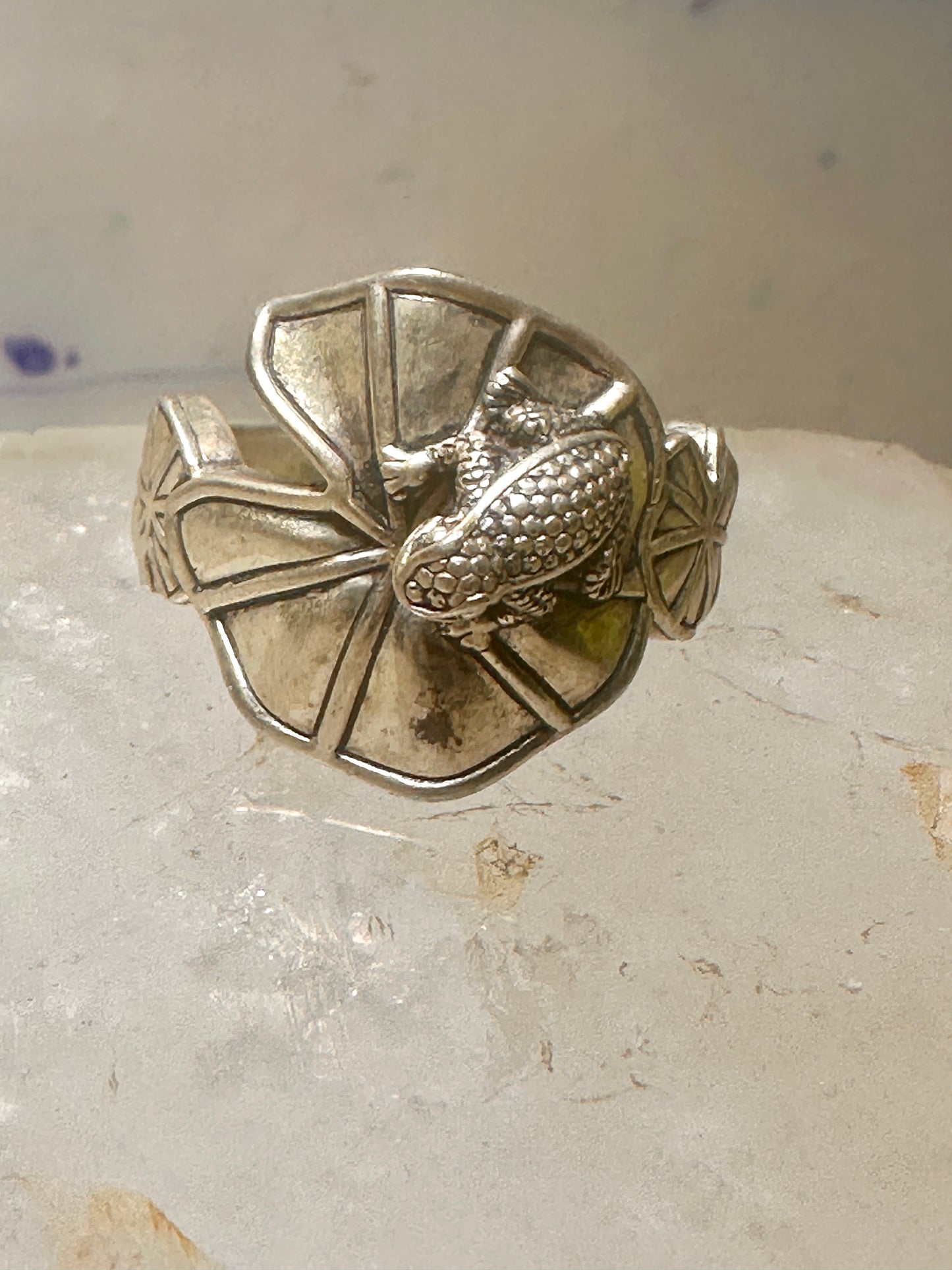 Frog Ring on Lily Pad by KC Studio size 9 turquoise sterling silver women