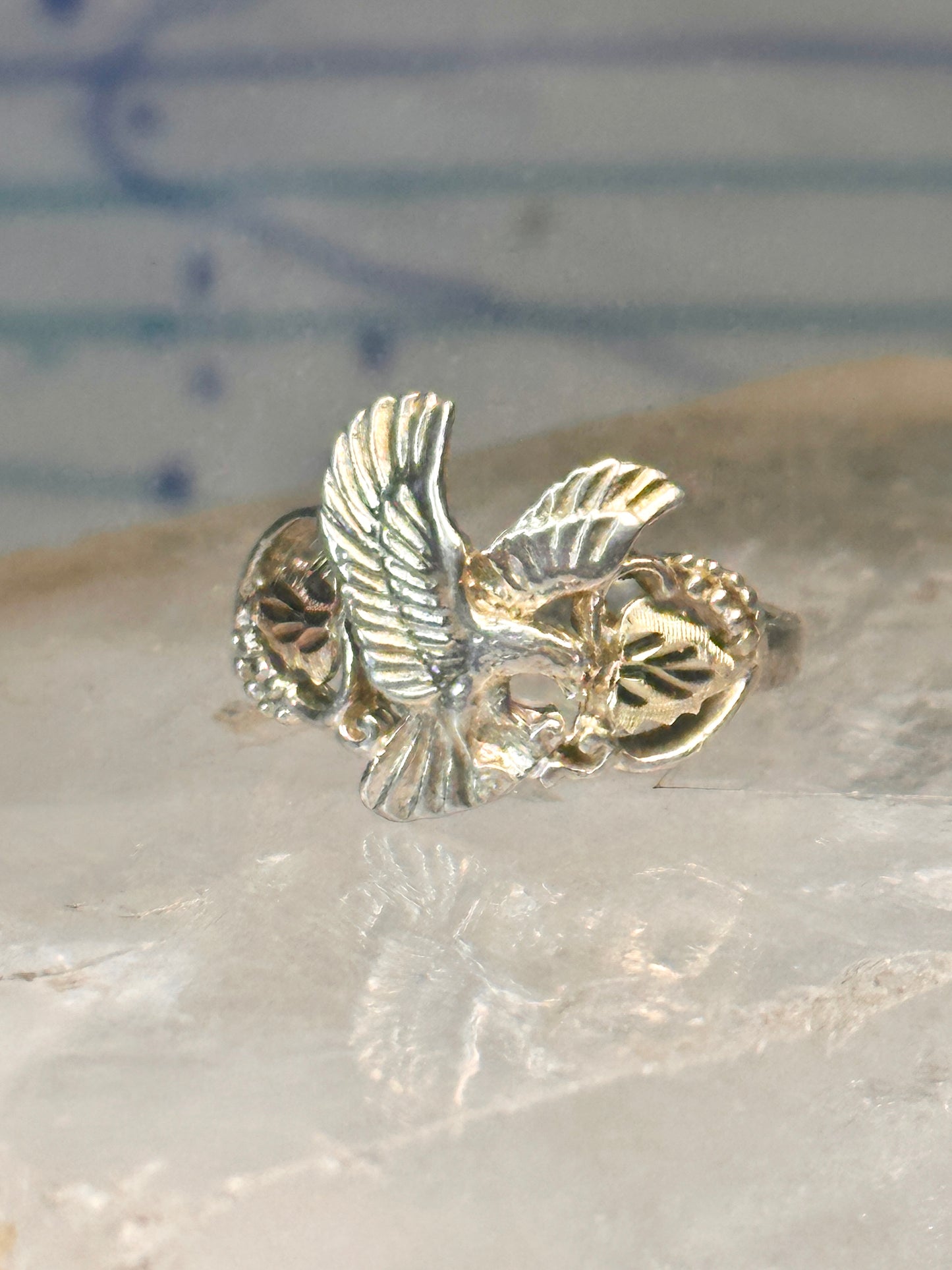 Black Hills Gold ring size 7.5 Eagle leaves band sterling silver women