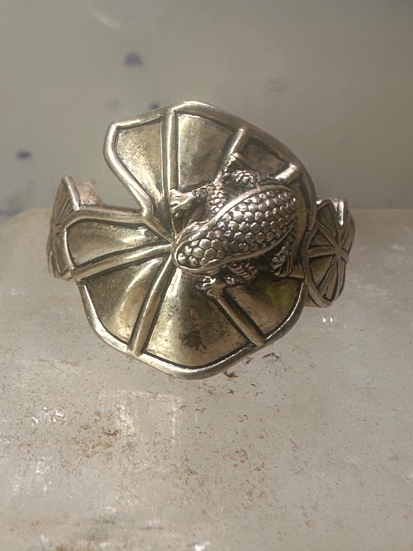 Frog Ring on Lily Pad by KC Studio size 9 turquoise sterling silver women