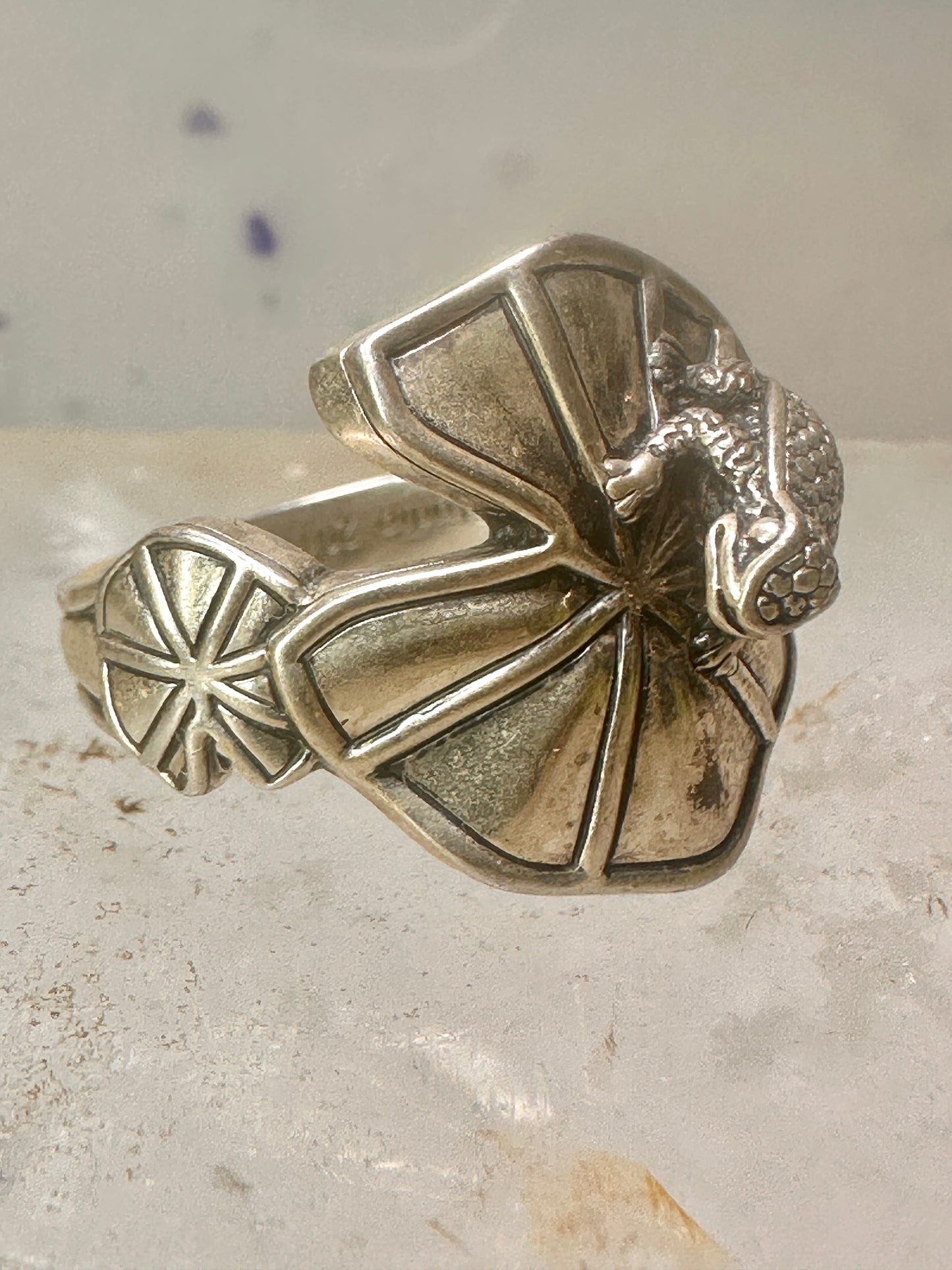 Frog Ring on Lily Pad by KC Studio size 9 turquoise sterling silver women