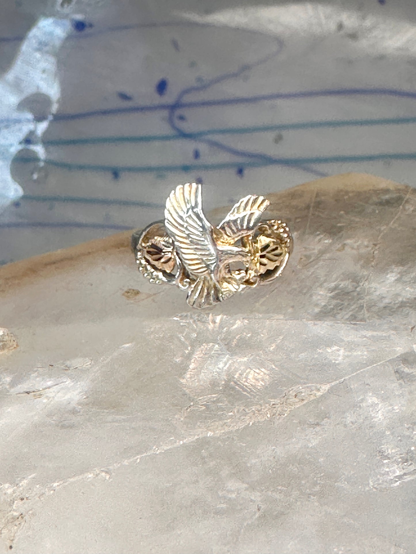Black Hills Gold ring size 7.5 Eagle leaves band sterling silver women