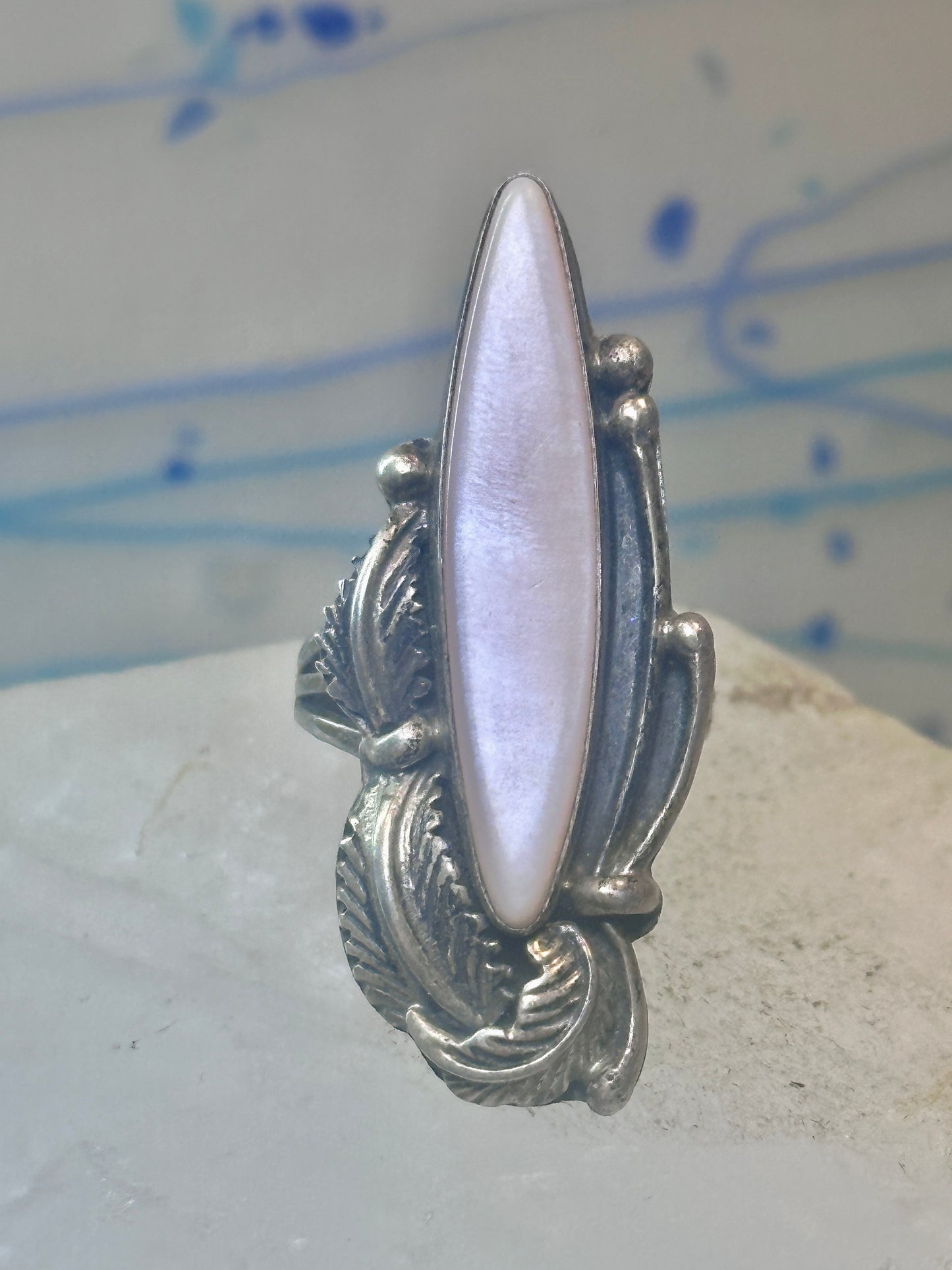 Navajo ring long mother of pearl feathers leaves size 6 sterling silver women