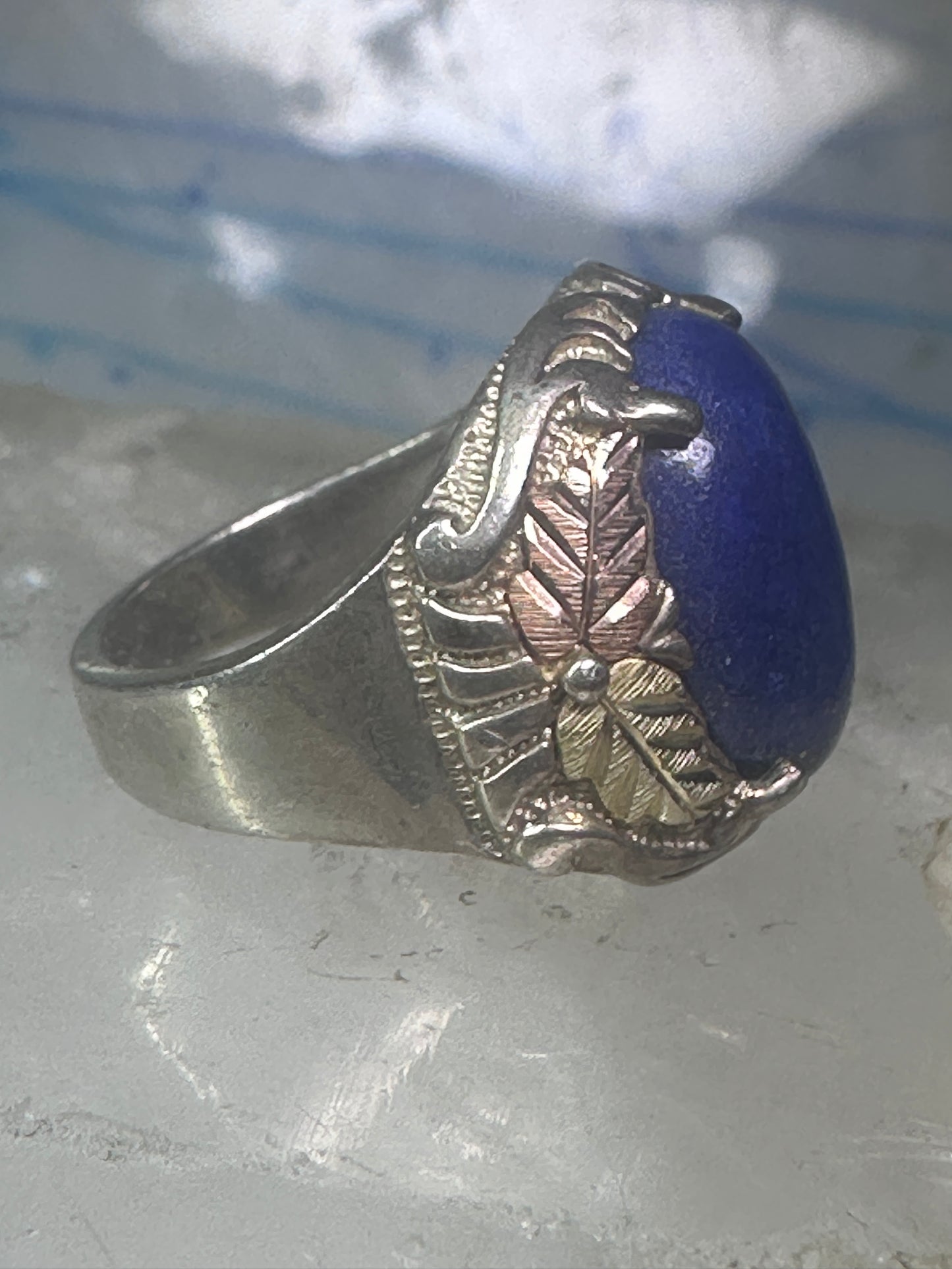 Black Hills Gold ring blue lapis leaves band size 7 sterling silver women men