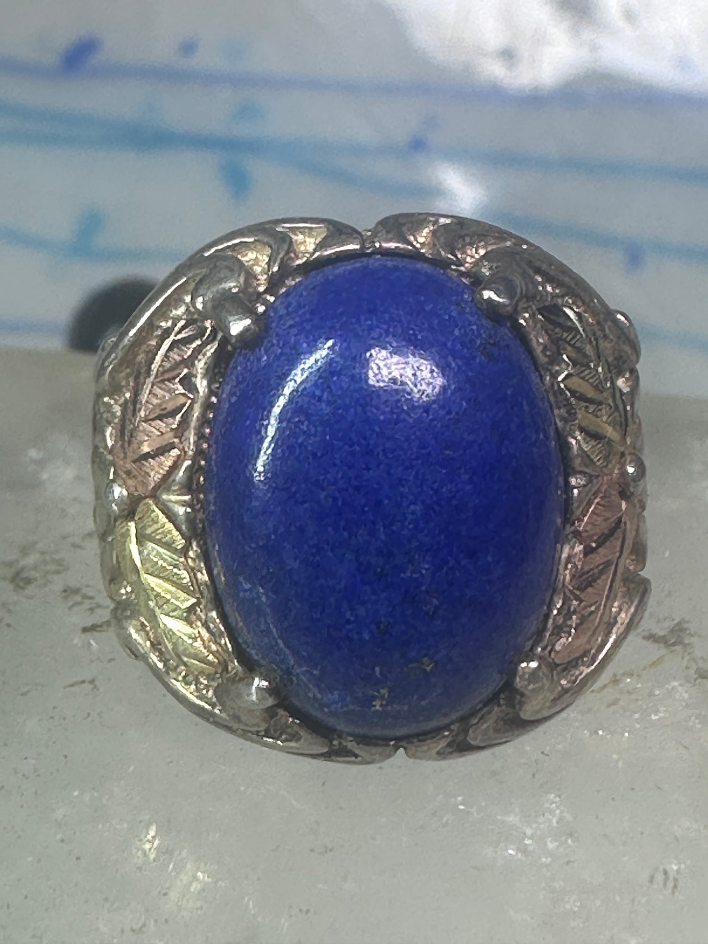 Black Hills Gold ring blue lapis leaves band size 7 sterling silver women men