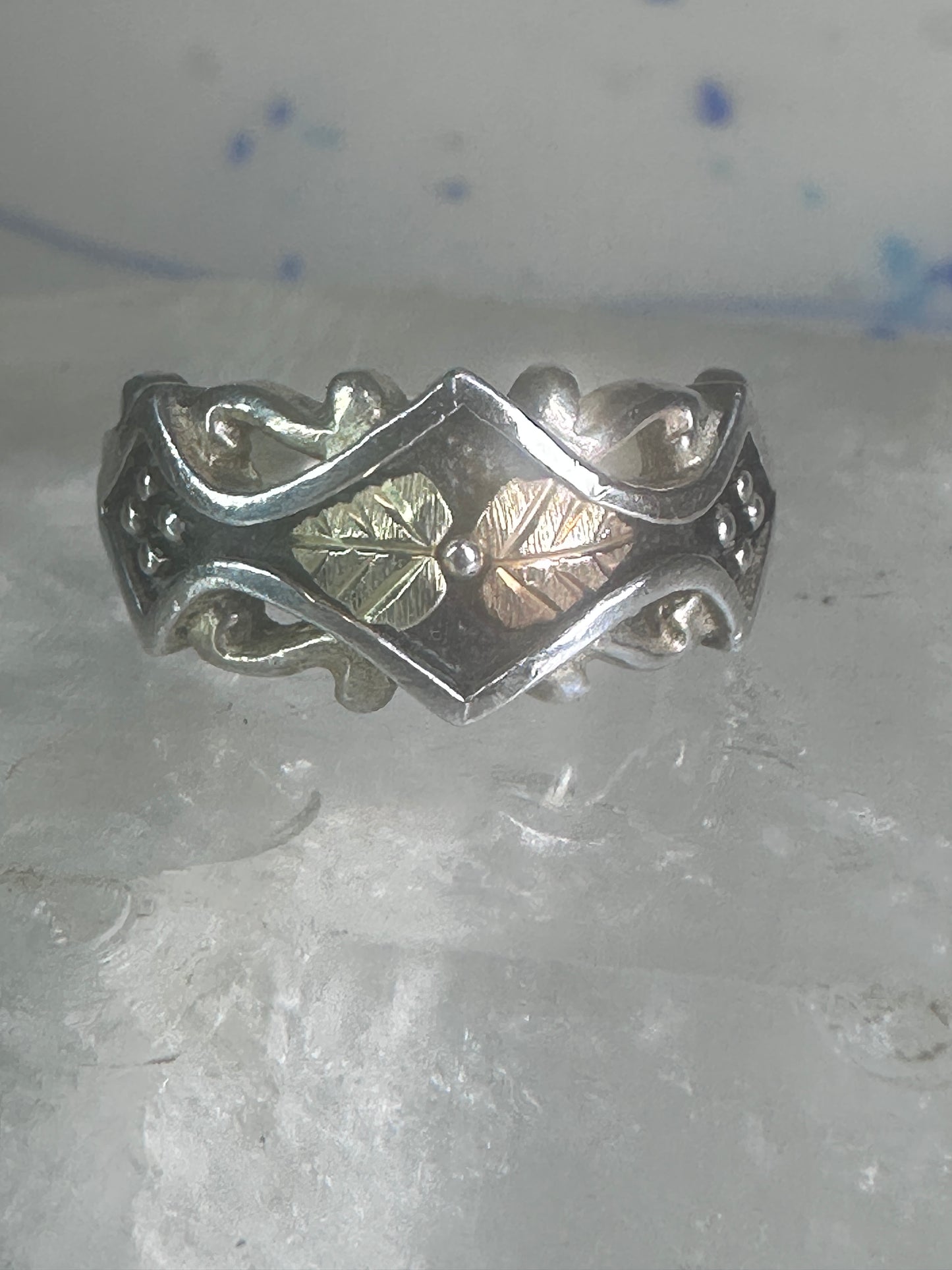 Black Hills Gold ring band leaves size 6.75 sterling silver women&nbsp;