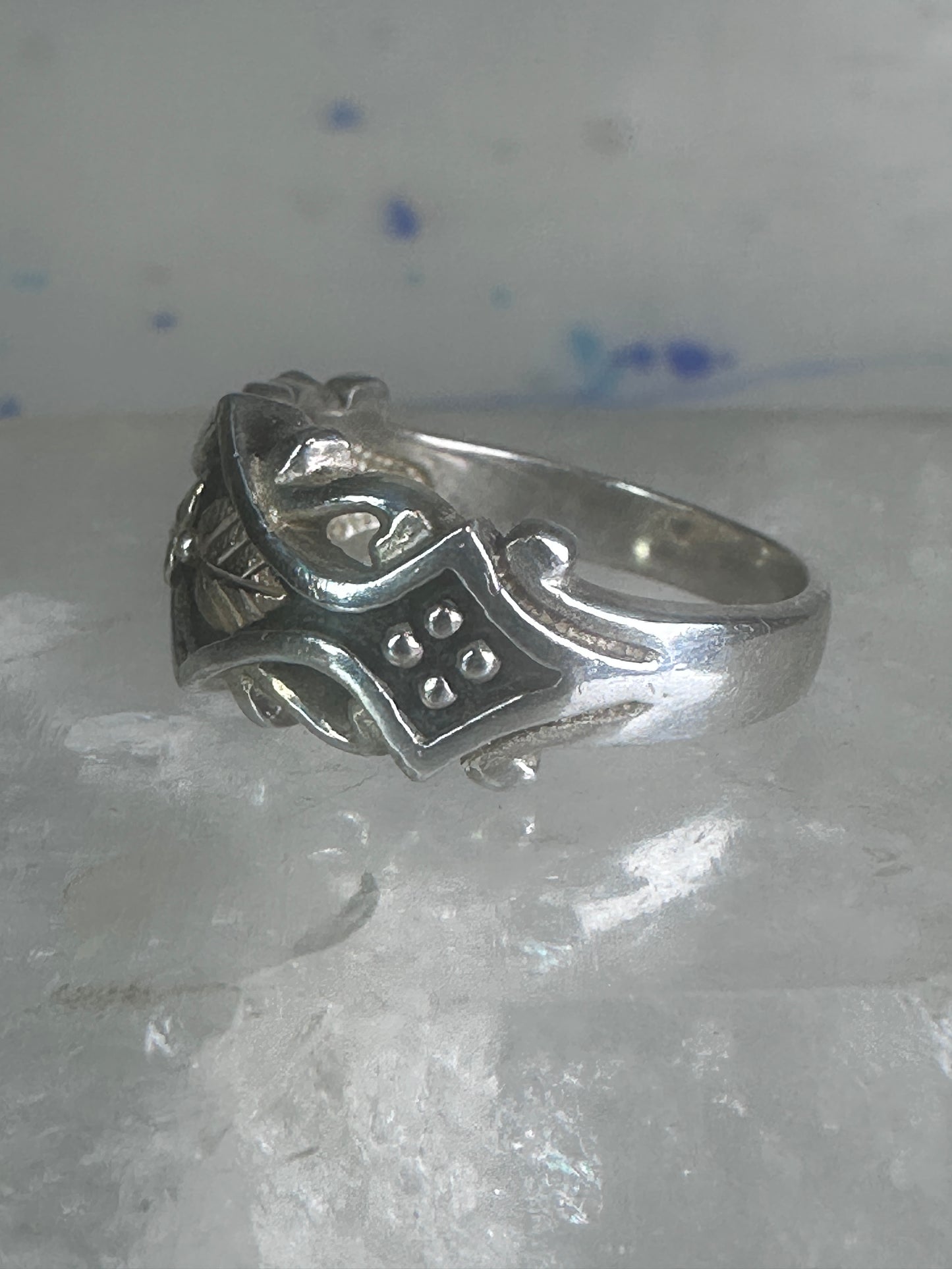 Black Hills Gold ring band leaves size 6.75 sterling silver women&nbsp;