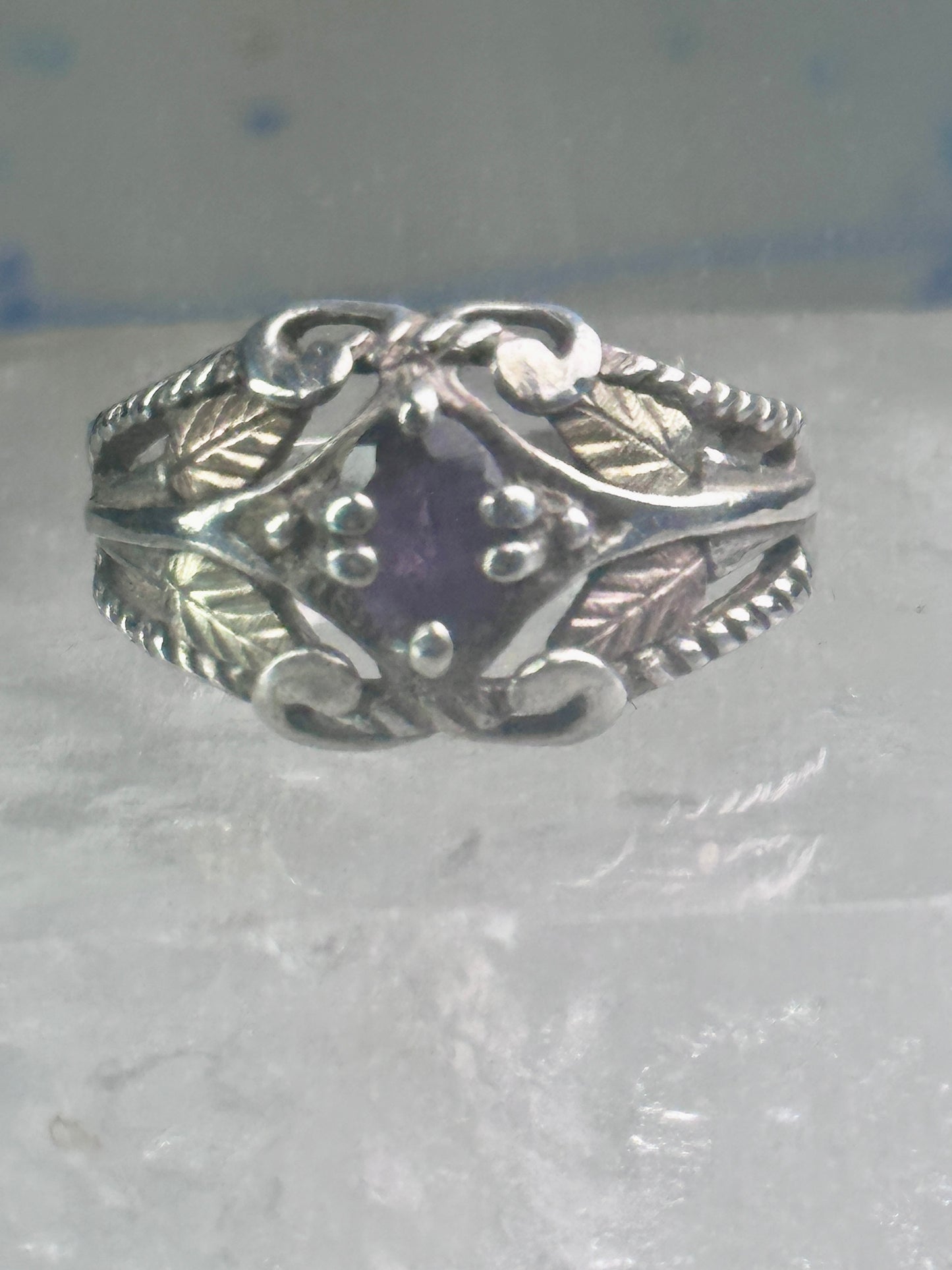Black Hills Gold ring wedding band amethyst leaves size 8 sterling silver women