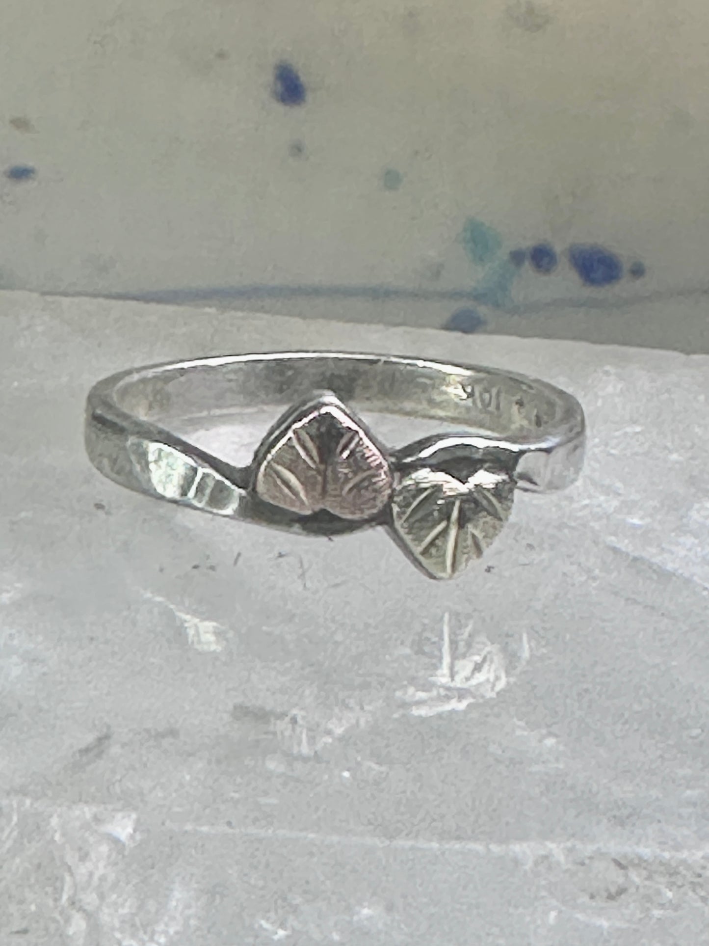Black Hills Gold ring heart stacker band leaves size 6.75 sterling silver women
