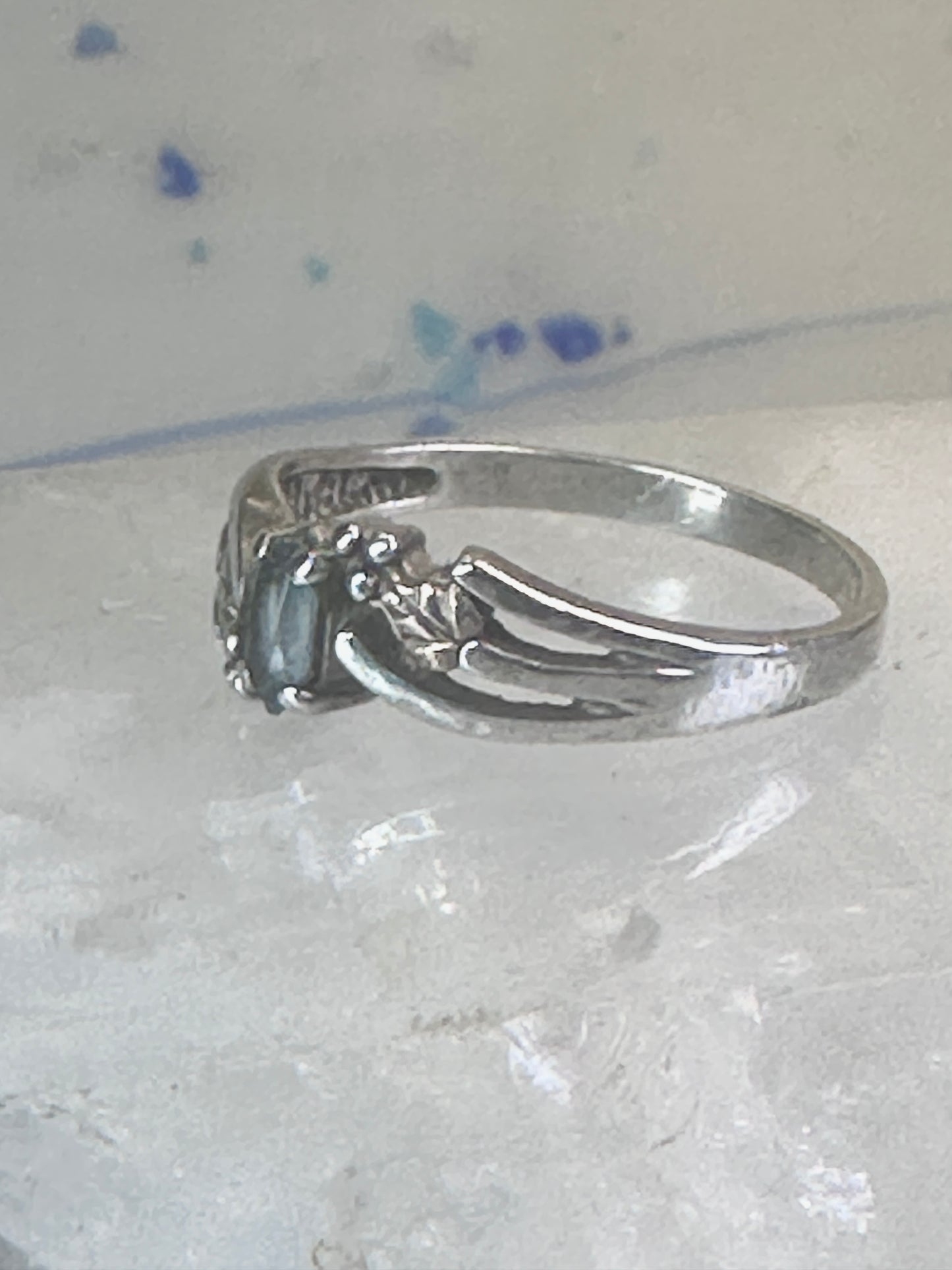 Black Hills Gold ring floral band leaves size 9 sterling silver women