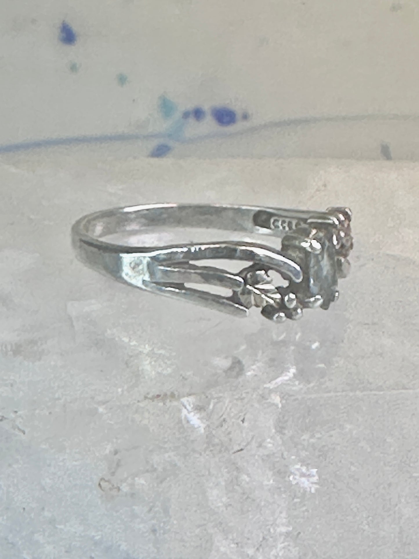Black Hills Gold ring floral band leaves size 9 sterling silver women