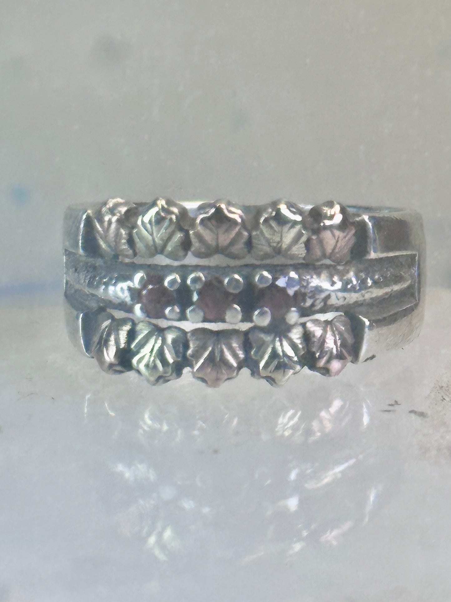 Black Hills Gold ring garnet floral wedding band leaves size 7 sterling silver women