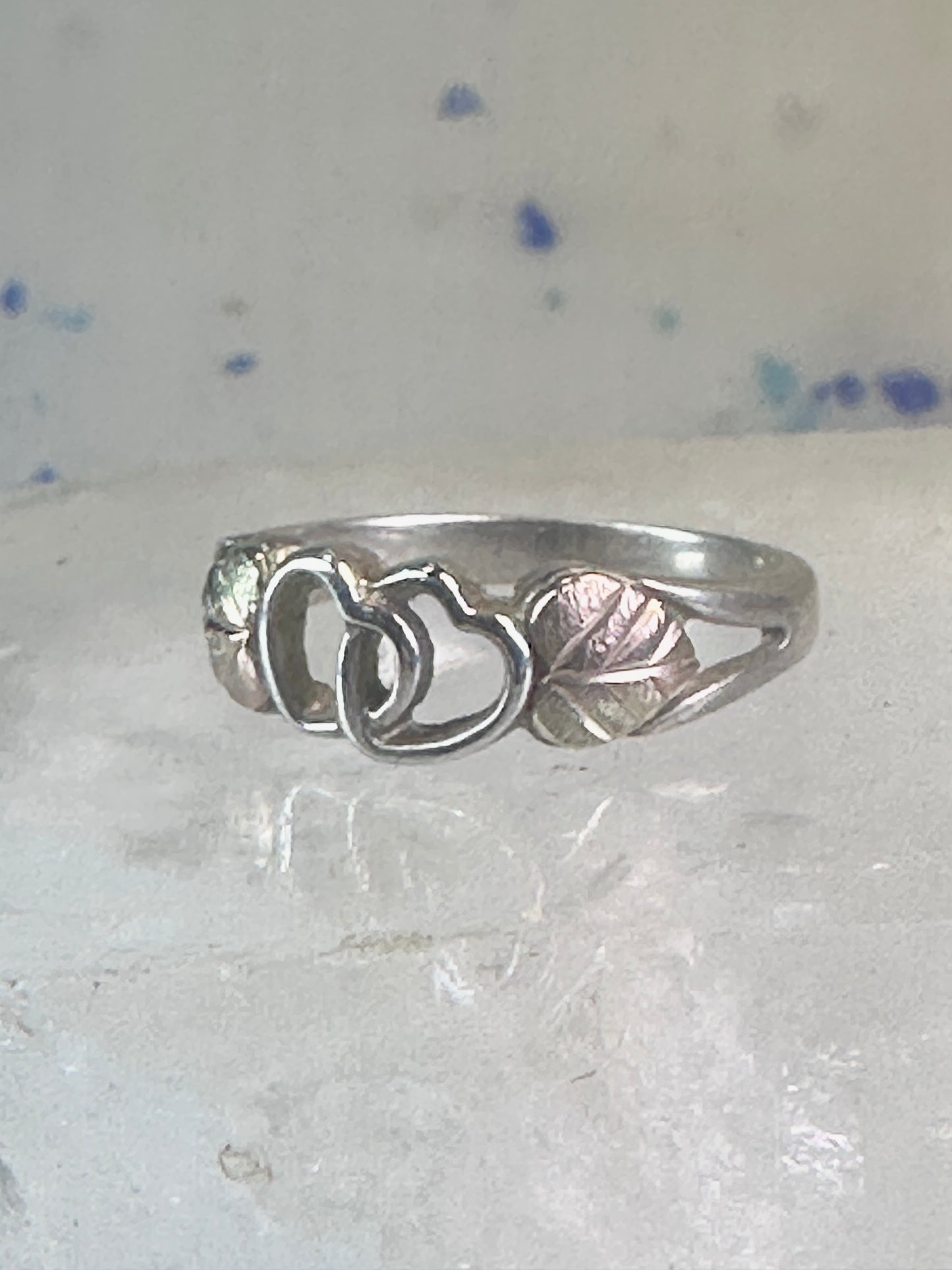 Black Hills Gold ring heart love band Valentine leaves size 6.50 sterling silver women