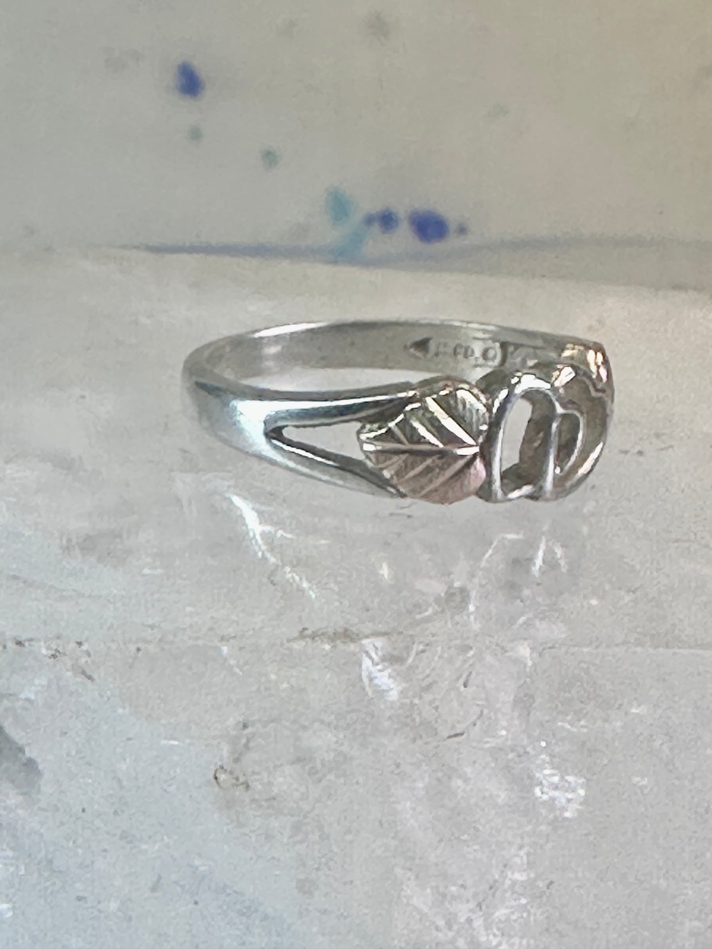 Black Hills Gold ring heart love band Valentine leaves size 6.50 sterling silver women