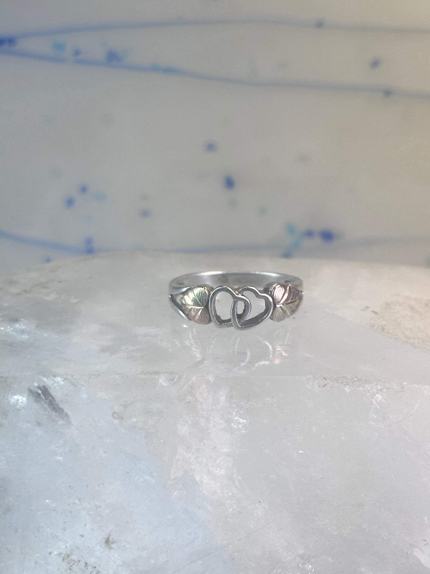 Black Hills Gold ring heart love band Valentine leaves size 6.75 sterling silver women