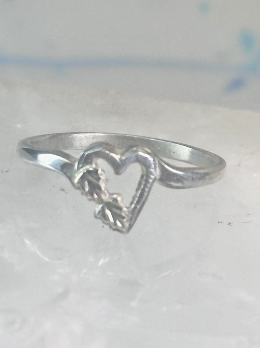 Black Hills Gold ring heart love band Valentine leaves size 5.75 sterling silver women