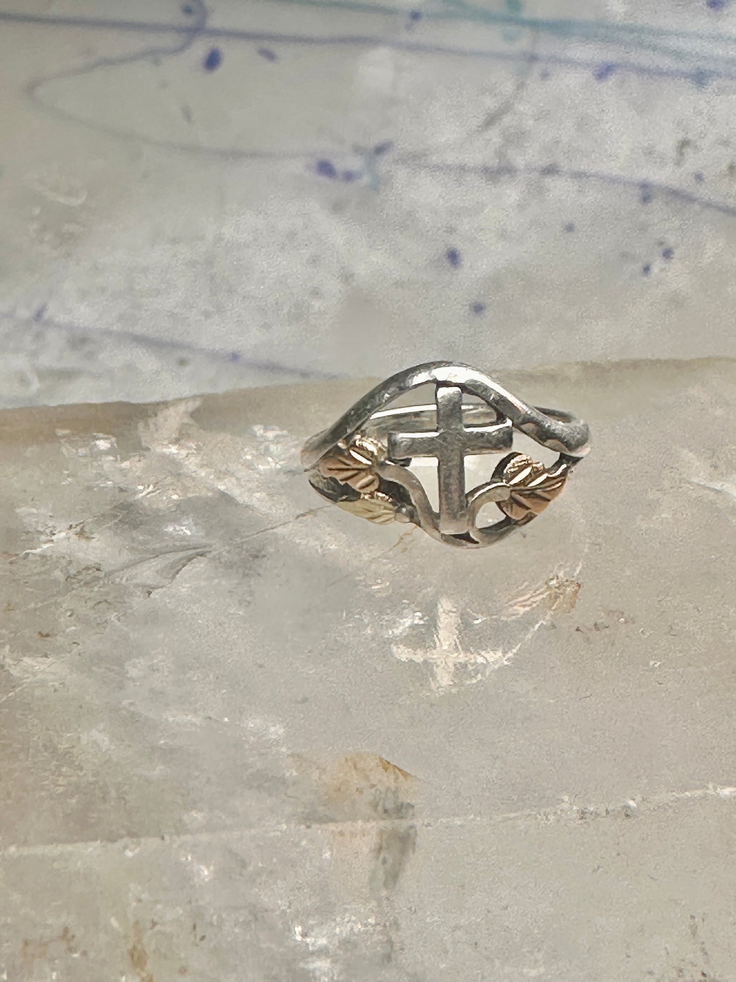 Black Hills Gold ring Cross Religious leaves floral band pinky size 4.7 sterling silver women