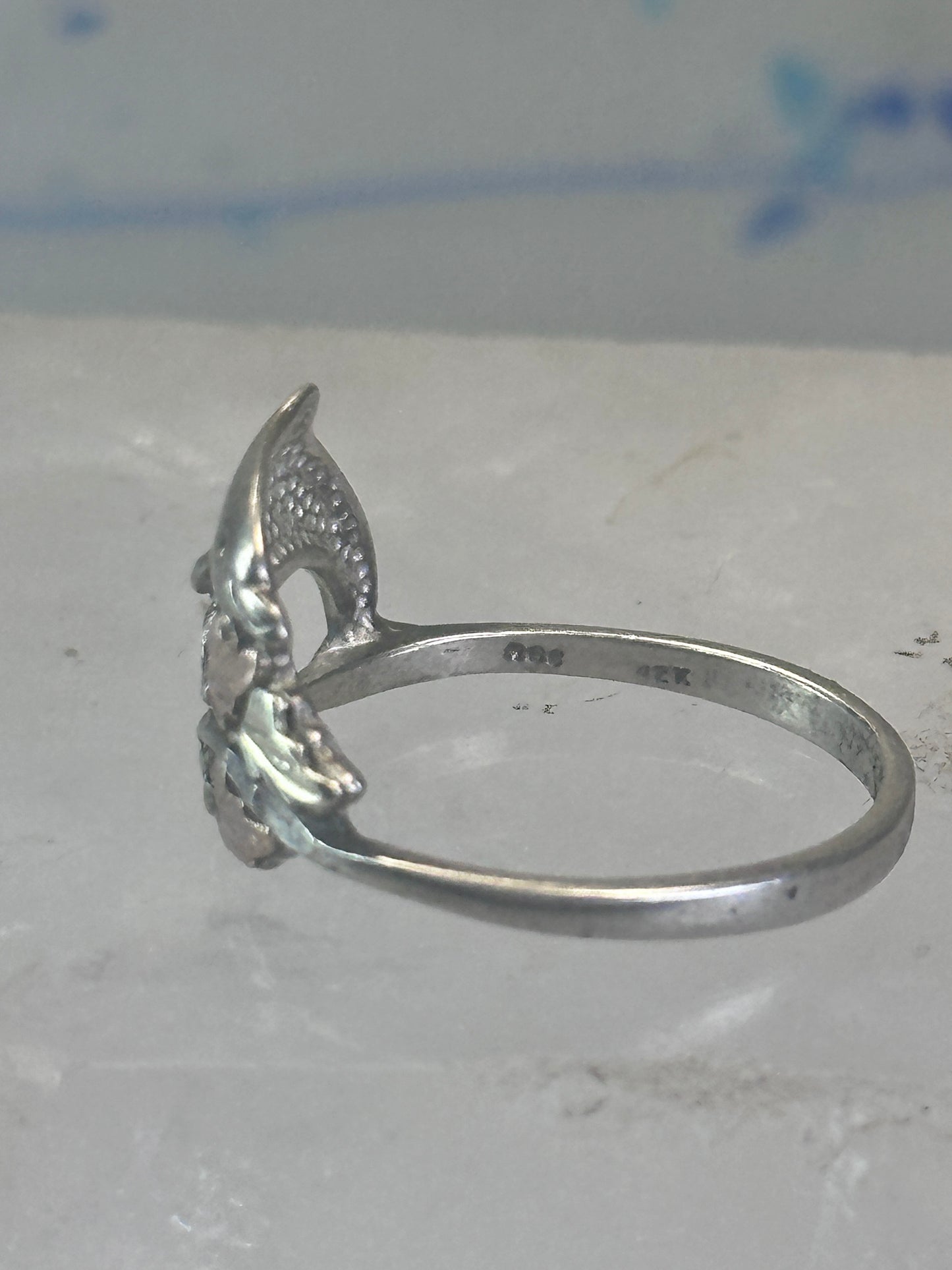 Black Hills Gold ring leaves Dolphin band floral size 6.75 sterling silver women