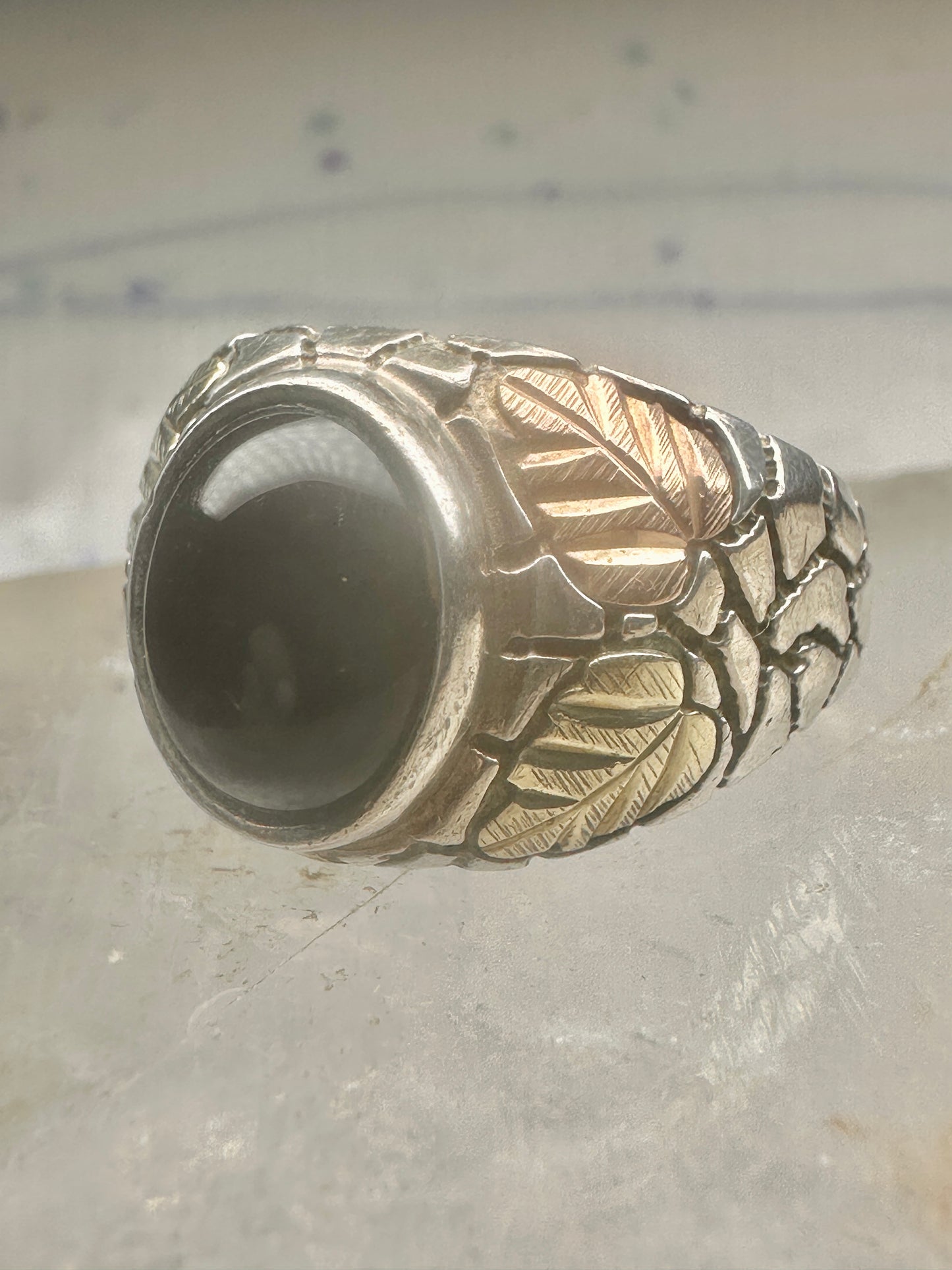 Black Hills Gold ring onyx leaves band size 11 sterling silver women men