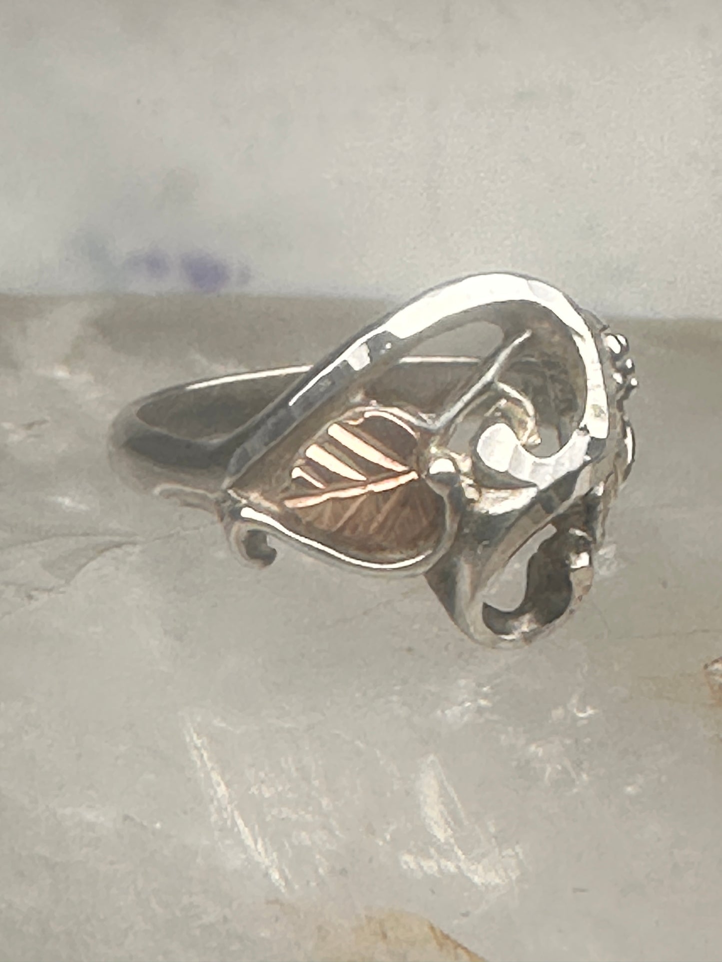 Black Hills Gold ring leaves band size 5.75 sterling silver women girls