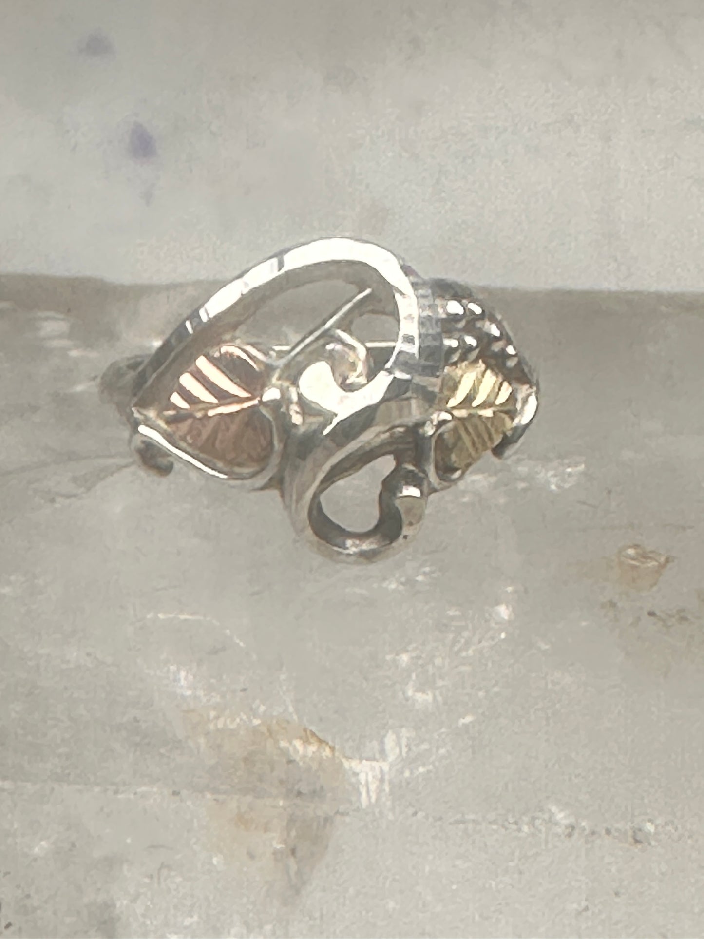 Black Hills Gold ring leaves band size 5.75 sterling silver women girls