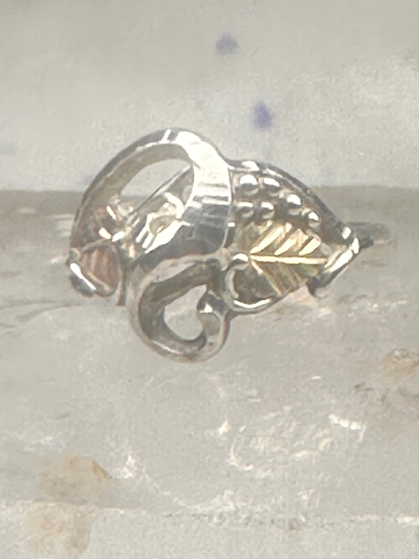 Black Hills Gold ring leaves band size 5.75 sterling silver women girls