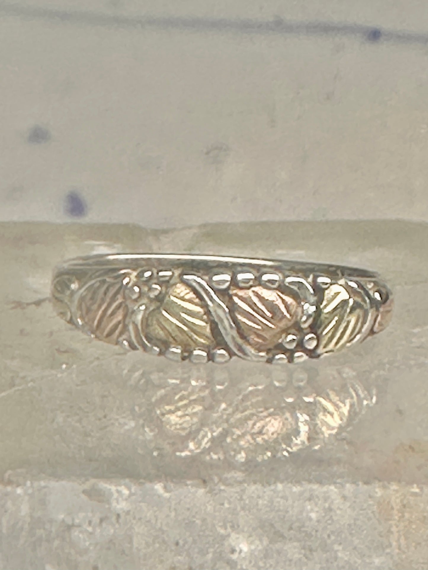 Black Hills Gold ring slender leaves wedding band size 5 sterling silver women girls
