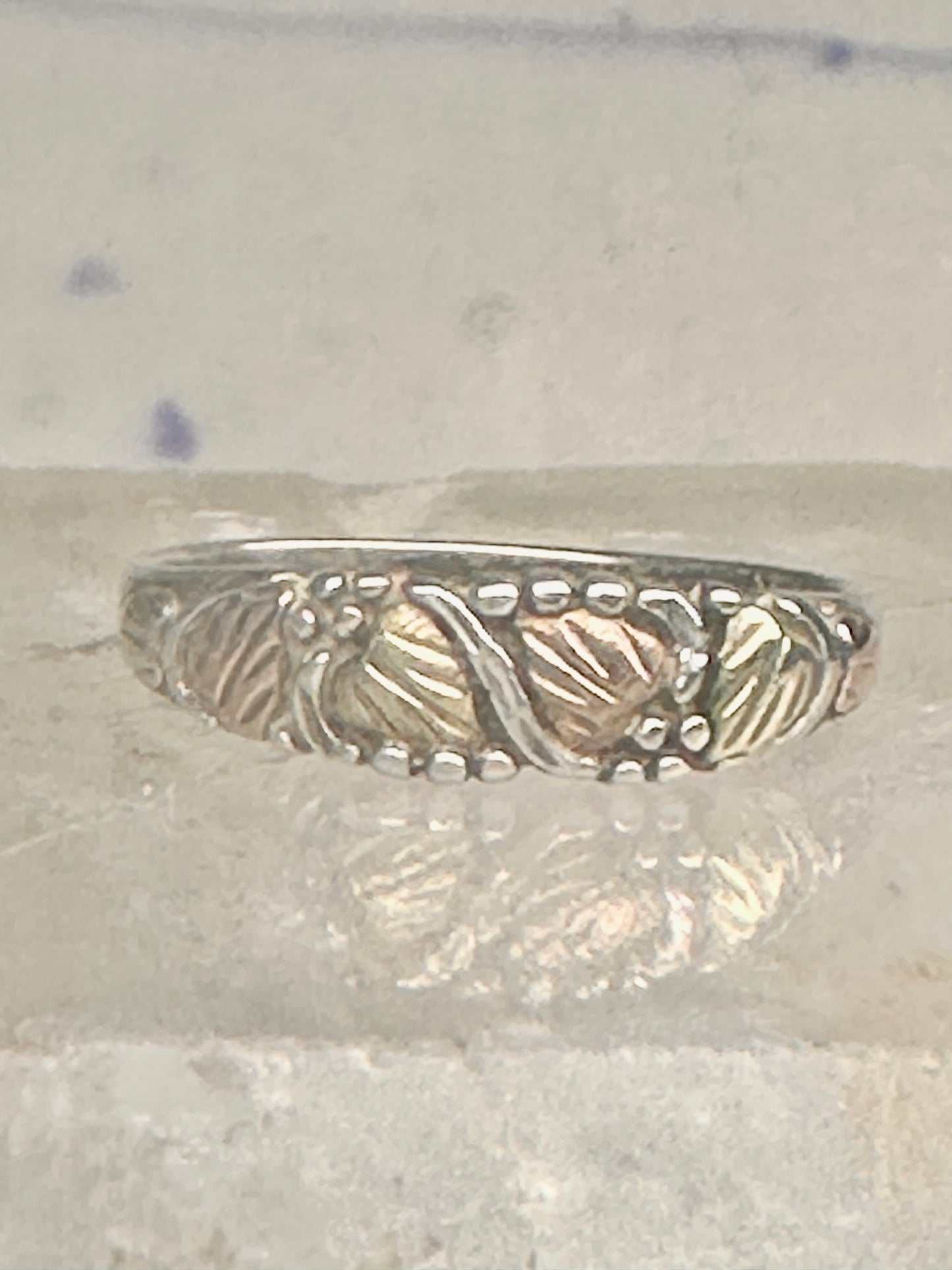 Black Hills Gold ring slender leaves wedding band size 5 sterling silver women girls
