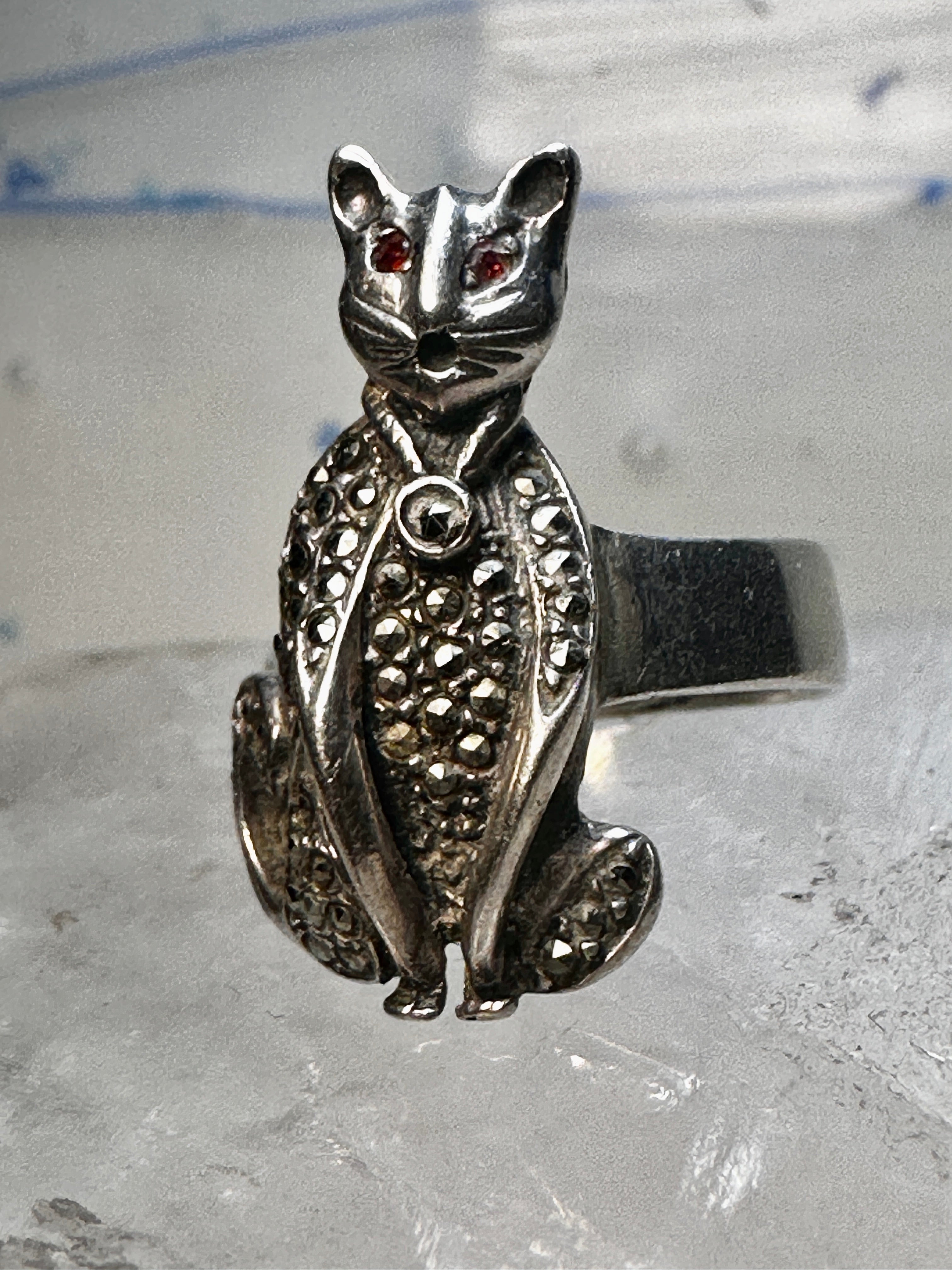 Sterling sale Silver Chip Inlay Cat Brooch