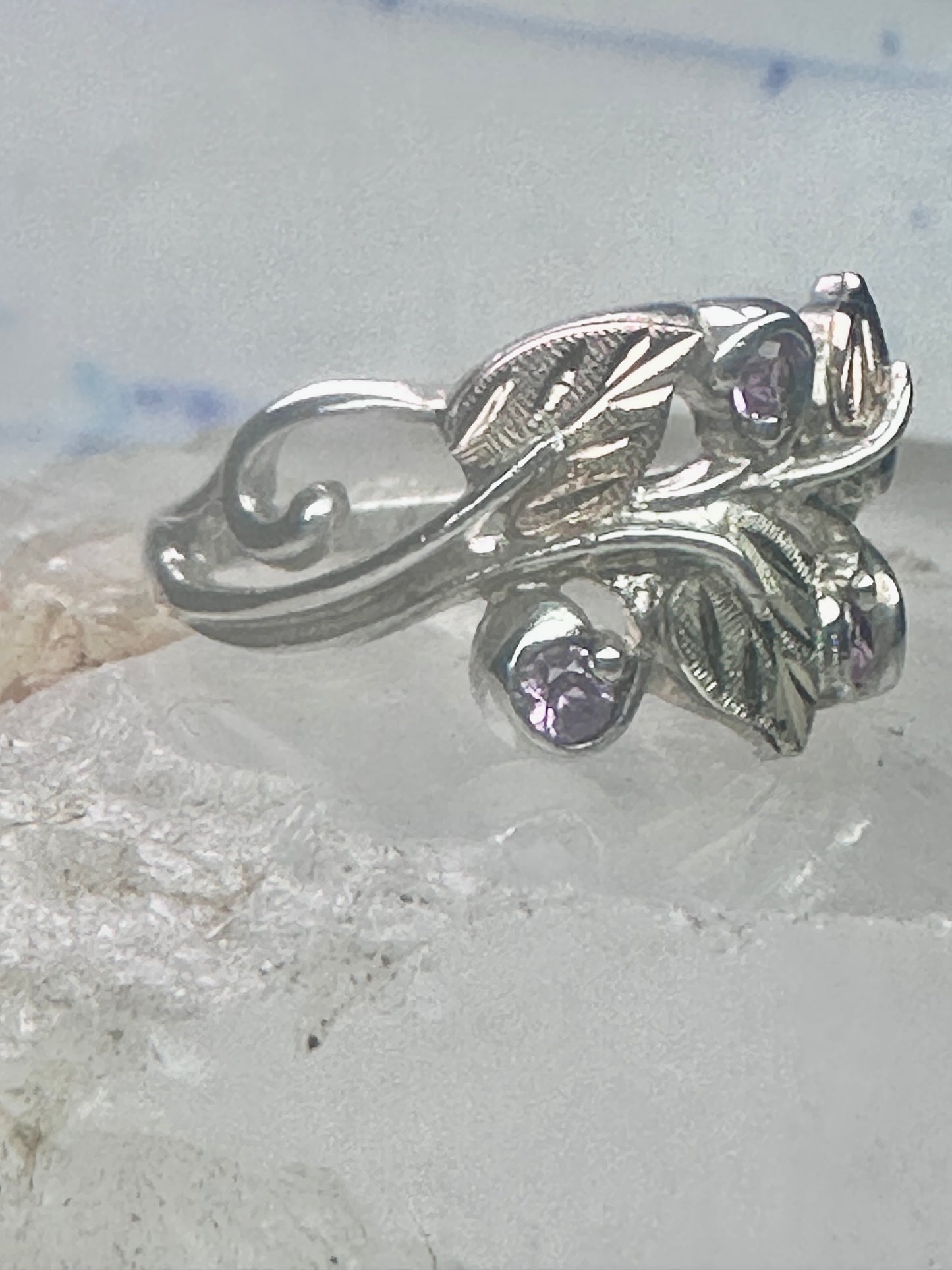 Black Hills Gold ring amethyst leaves floral size 7.25 sterling silver women