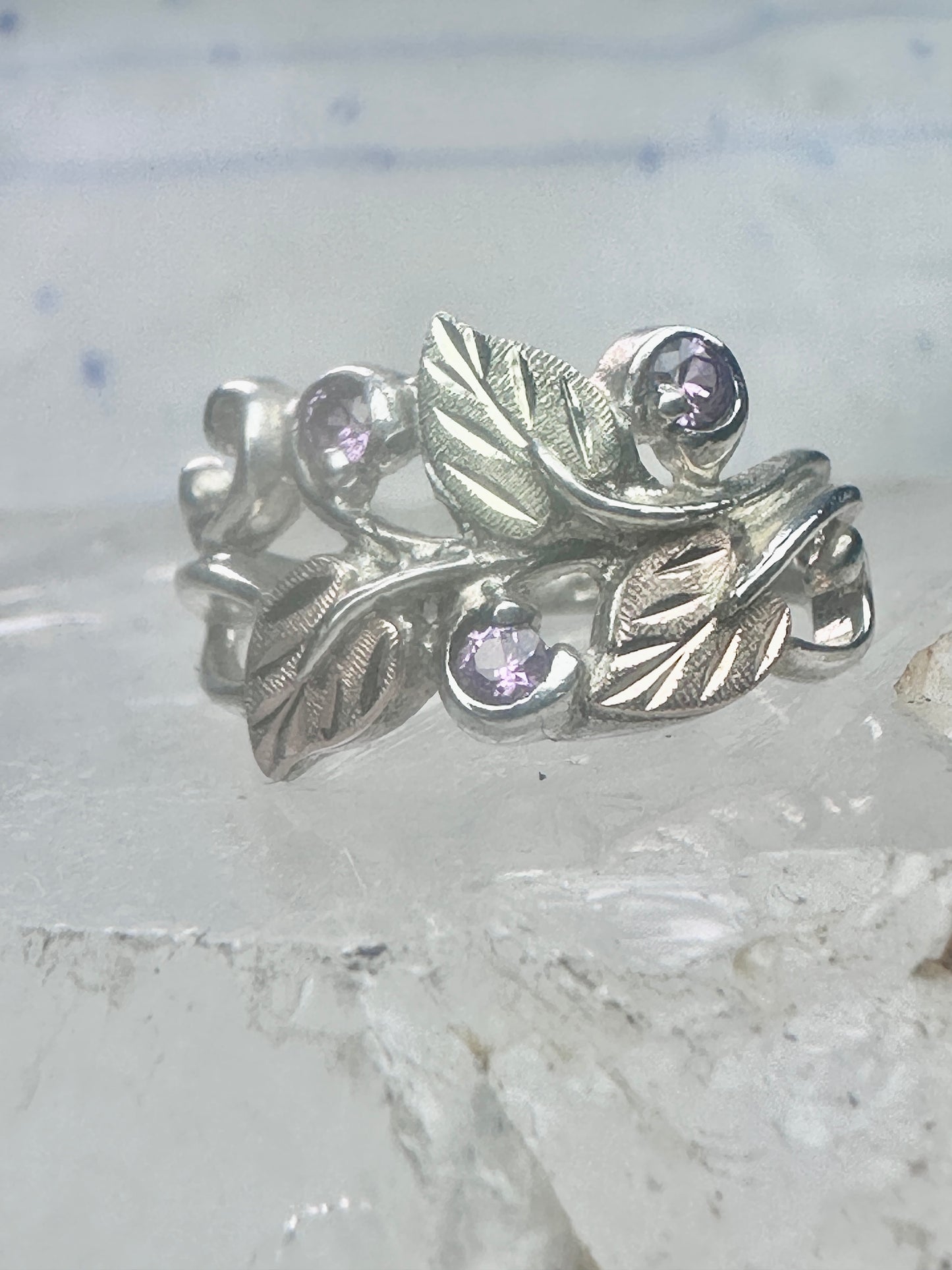 Black Hills Gold ring amethyst leaves floral size 7.25 sterling silver women