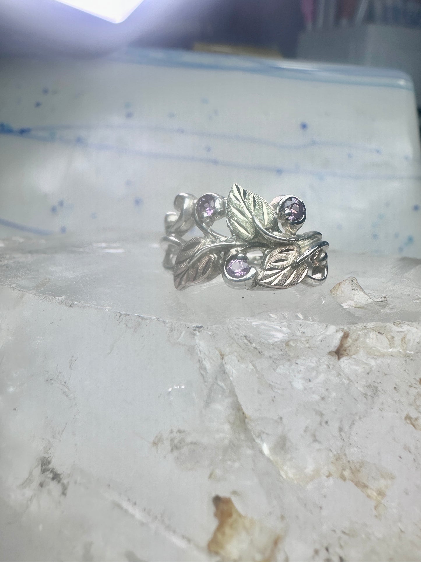 Black Hills Gold ring amethyst leaves floral size 7.25 sterling silver women