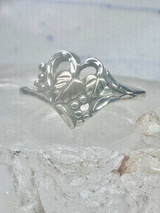 Black Hills Gold ring heart love Valentine leaves floral size 8.25 sterling silver women