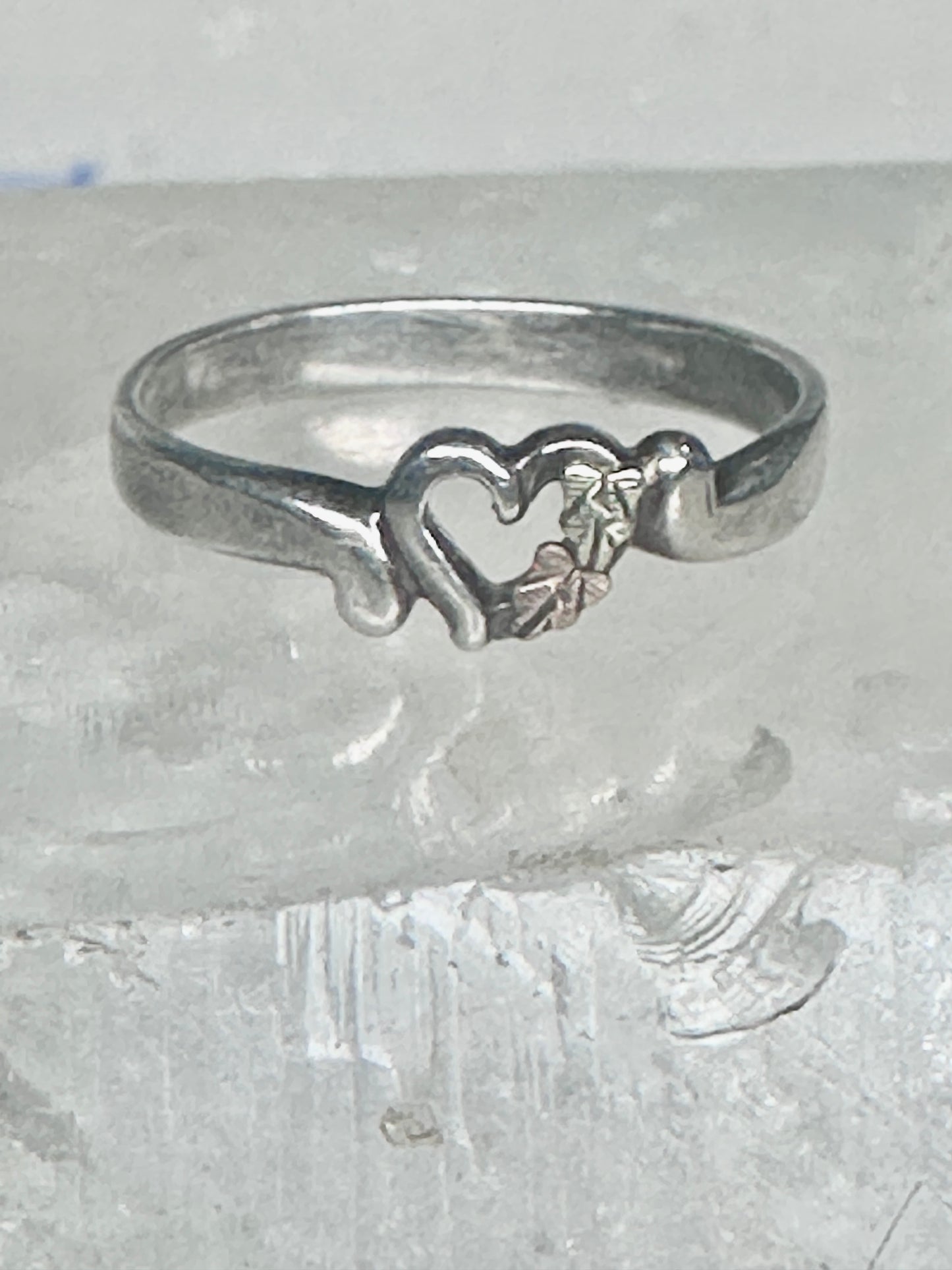 Black Hills Gold ring Heart Valentine leaves floral band size 7.75 sterling silver women girls