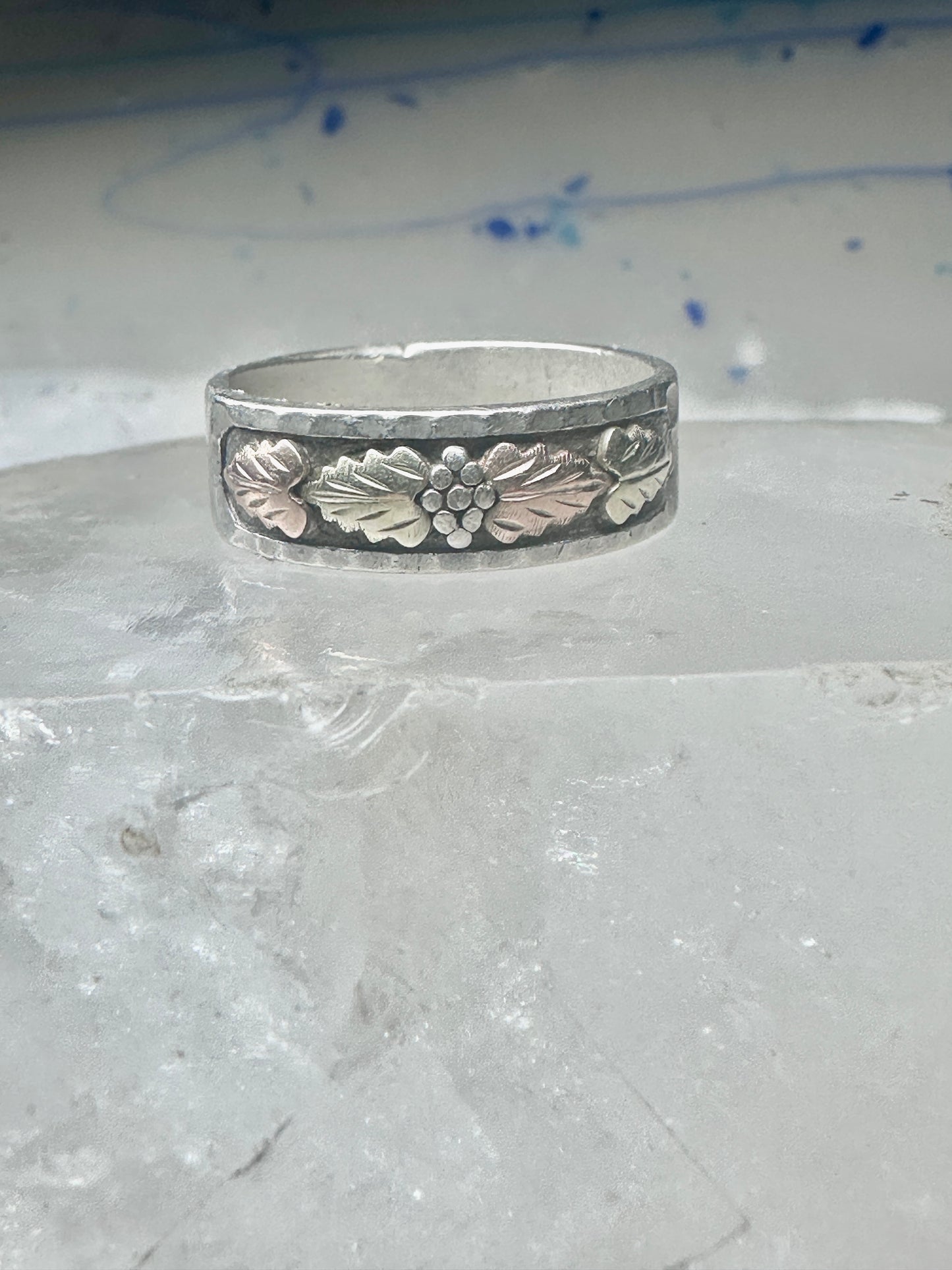 Black Hills Gold ring leaves floral wedding band size 12 sterling men women