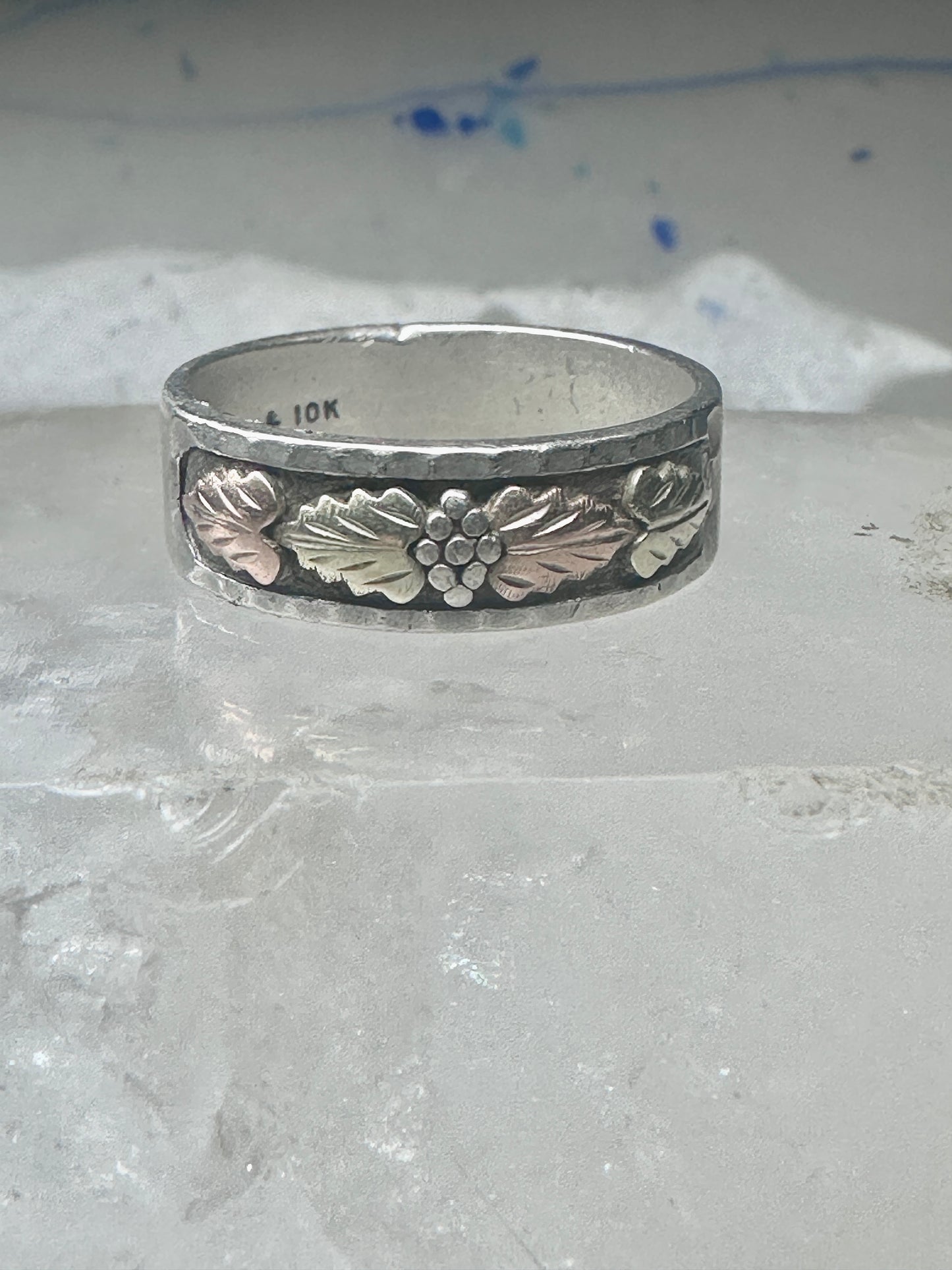 Black Hills Gold ring leaves floral wedding band size 12 sterling men women
