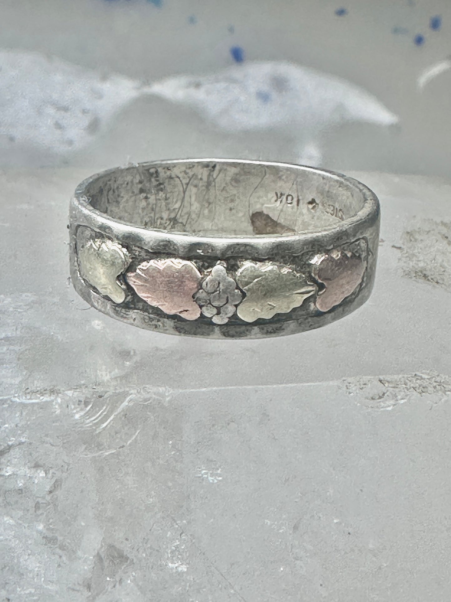Black Hills Gold ring leaves floral wedding band size 12 sterling men women