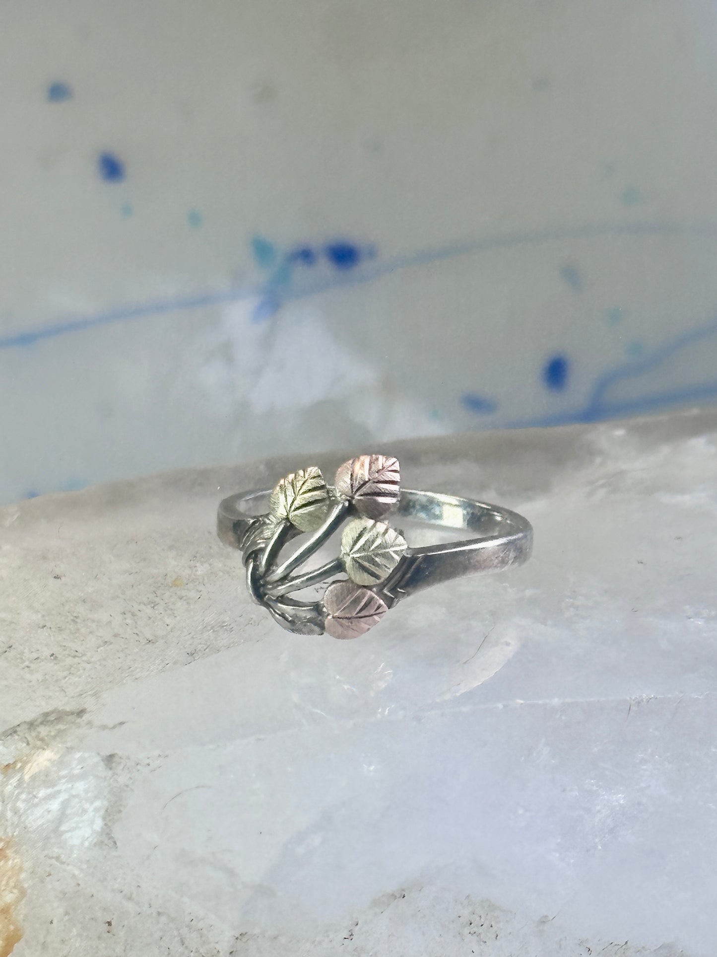 Black Hills Gold ring size 9 leaves floral band Sterling silver women girls