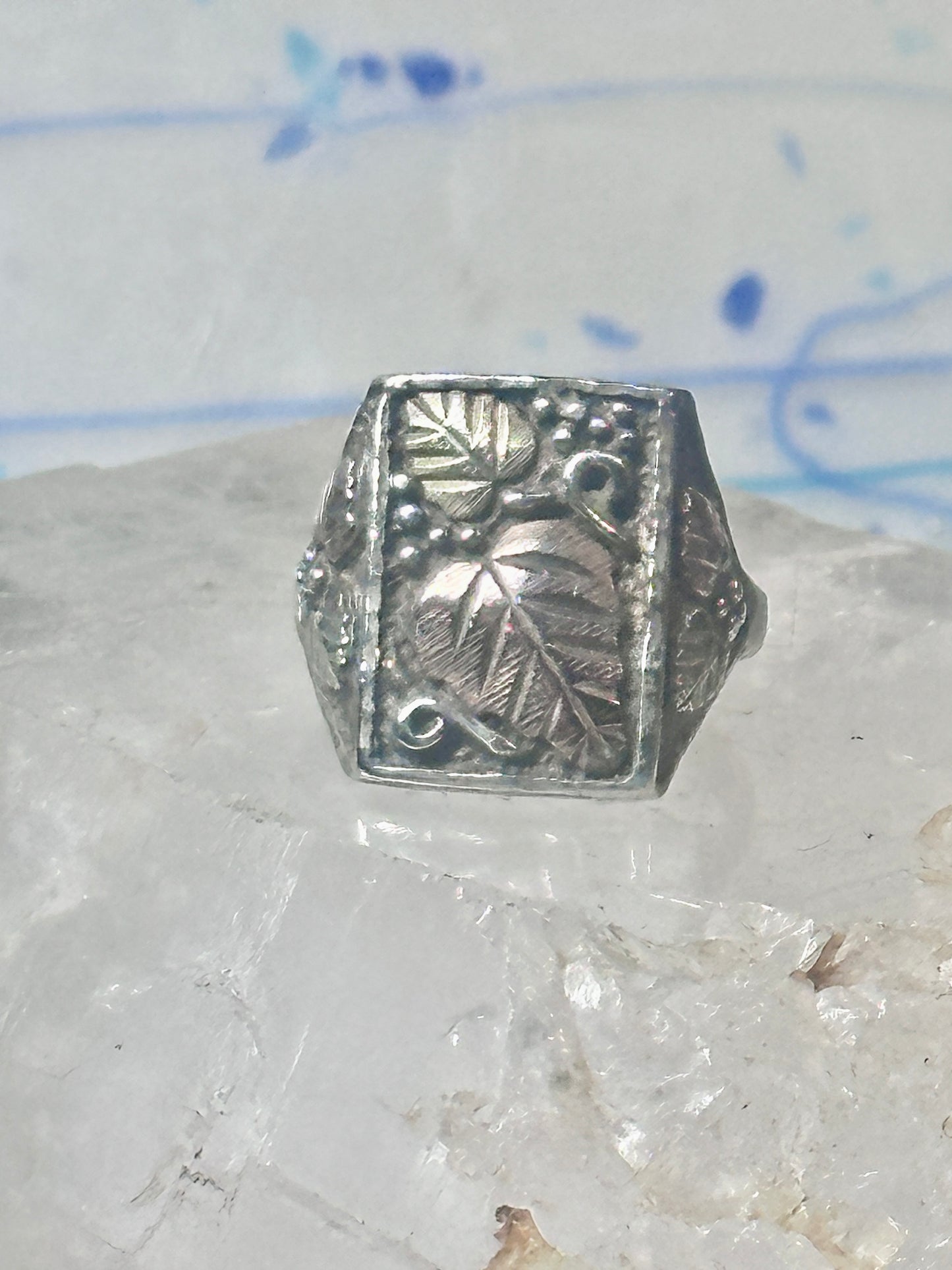 Black Hills Gold ring grape leaves size 9.5 pinky Sterling silver women men