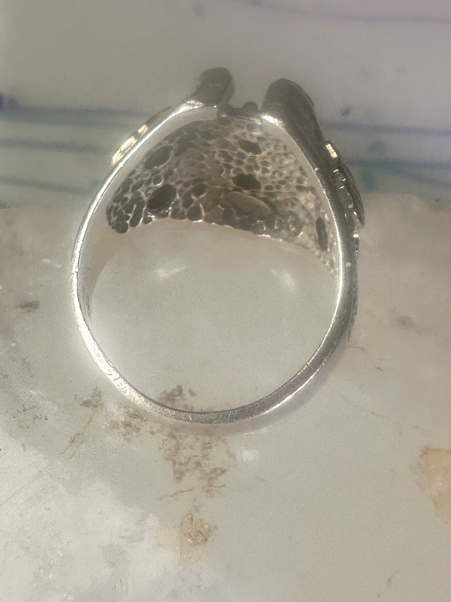 Black Hills Gold ring horseshoe band leaves good luck pinky size 5.5 sterling silver women