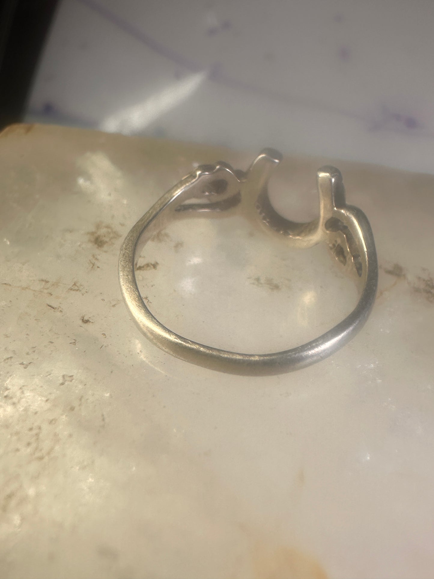 Black Hills Gold ring horseshoe band leaves good luck pinky size 5.5 sterling silver women