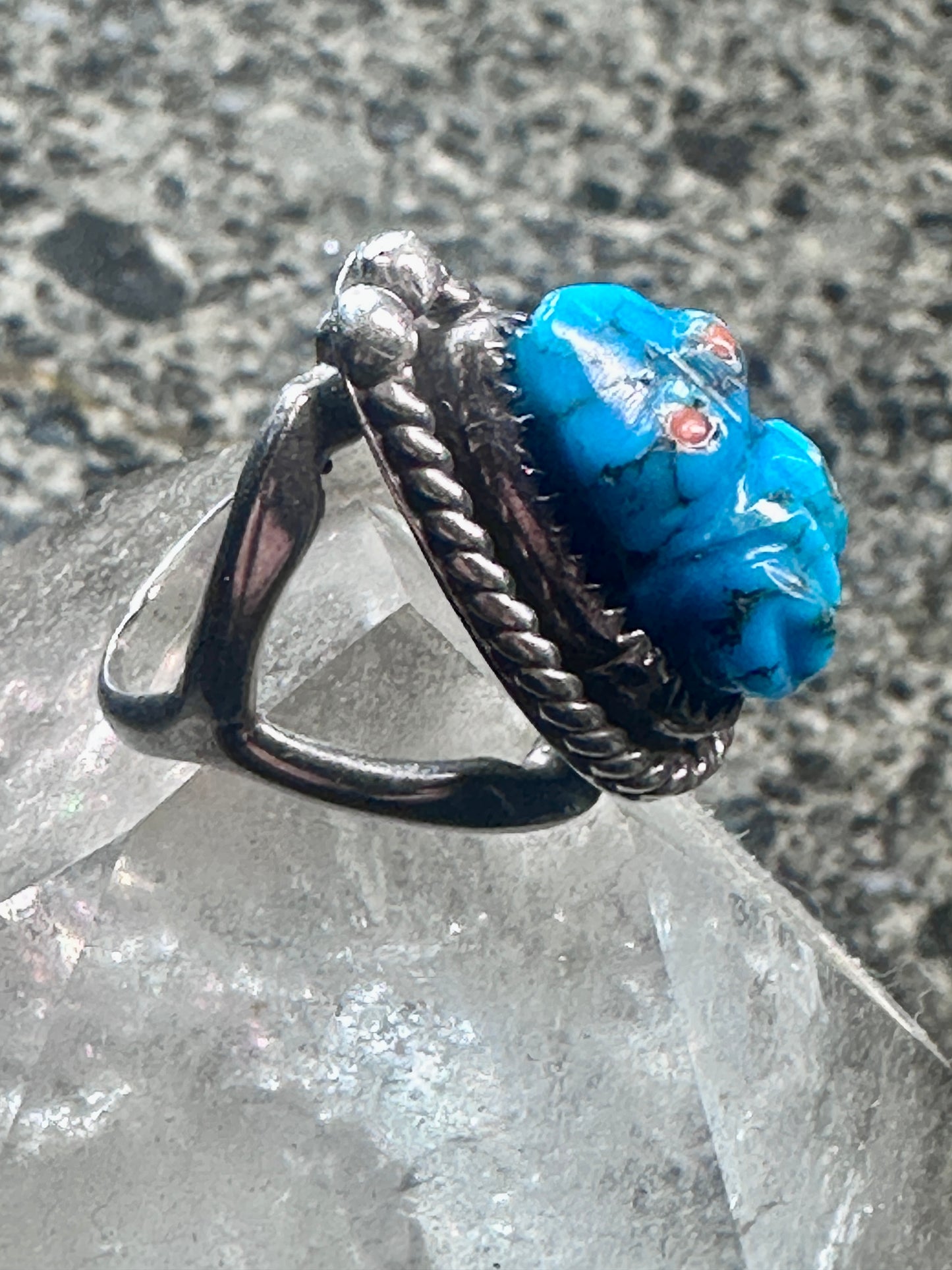 Carved Frog ring coral Inlaid eyes size 5.75 pinky Sterling silver women girls