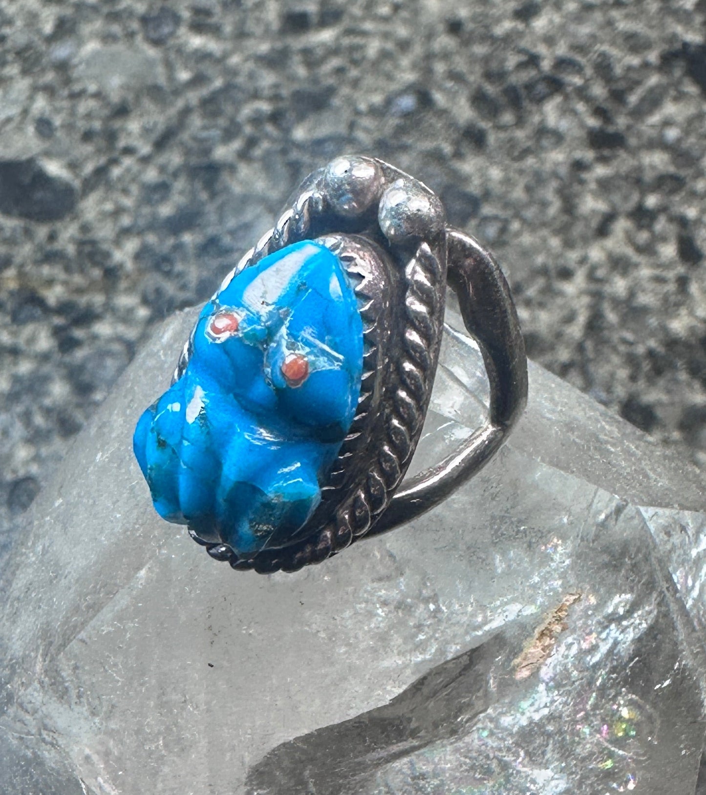 Carved Frog ring coral Inlaid eyes size 5.75 pinky Sterling silver women girls